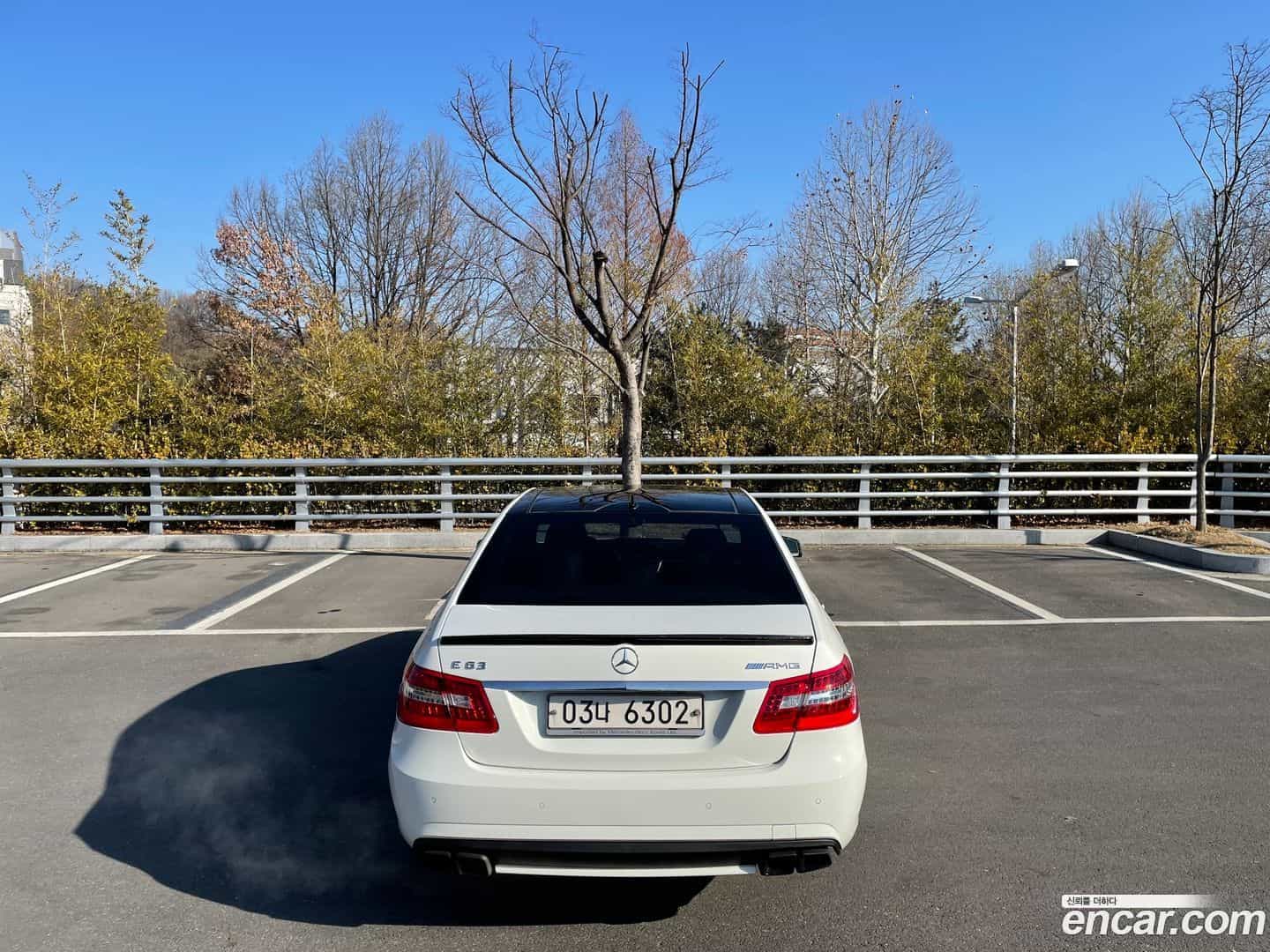 E-Class Mercedes-Benz 2009.10-INNER-008