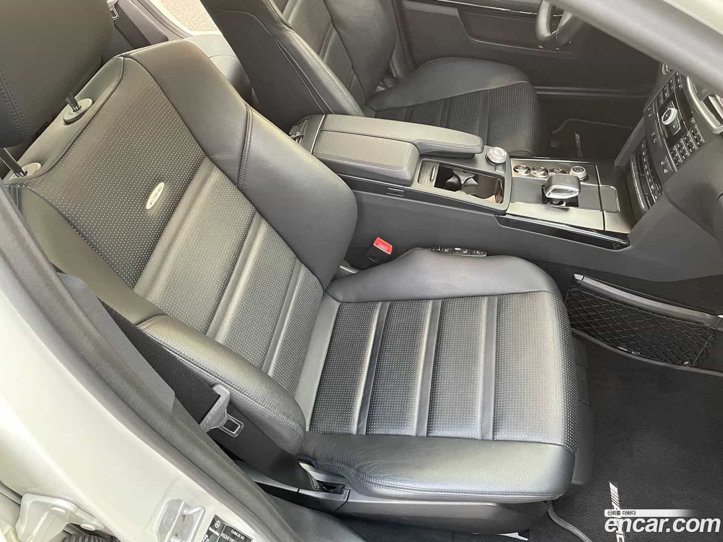 E-Class Mercedes-Benz 2009.10-OPTION-017