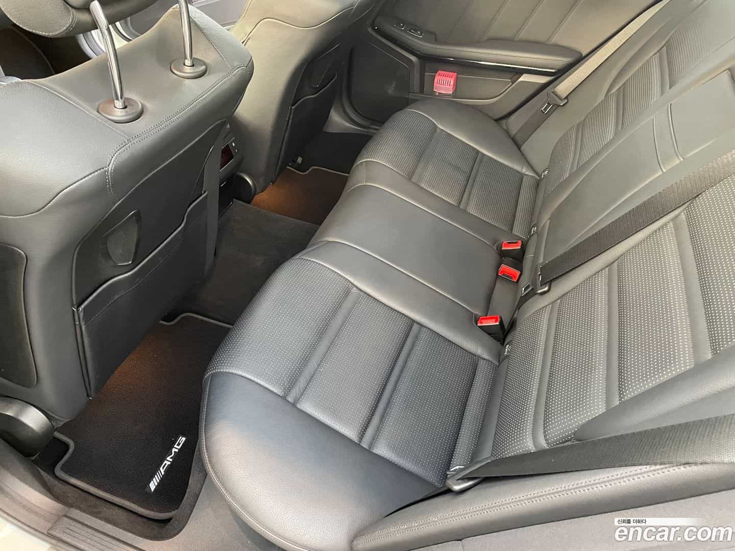 E-Class Mercedes-Benz 2009.10-OPTION-018
