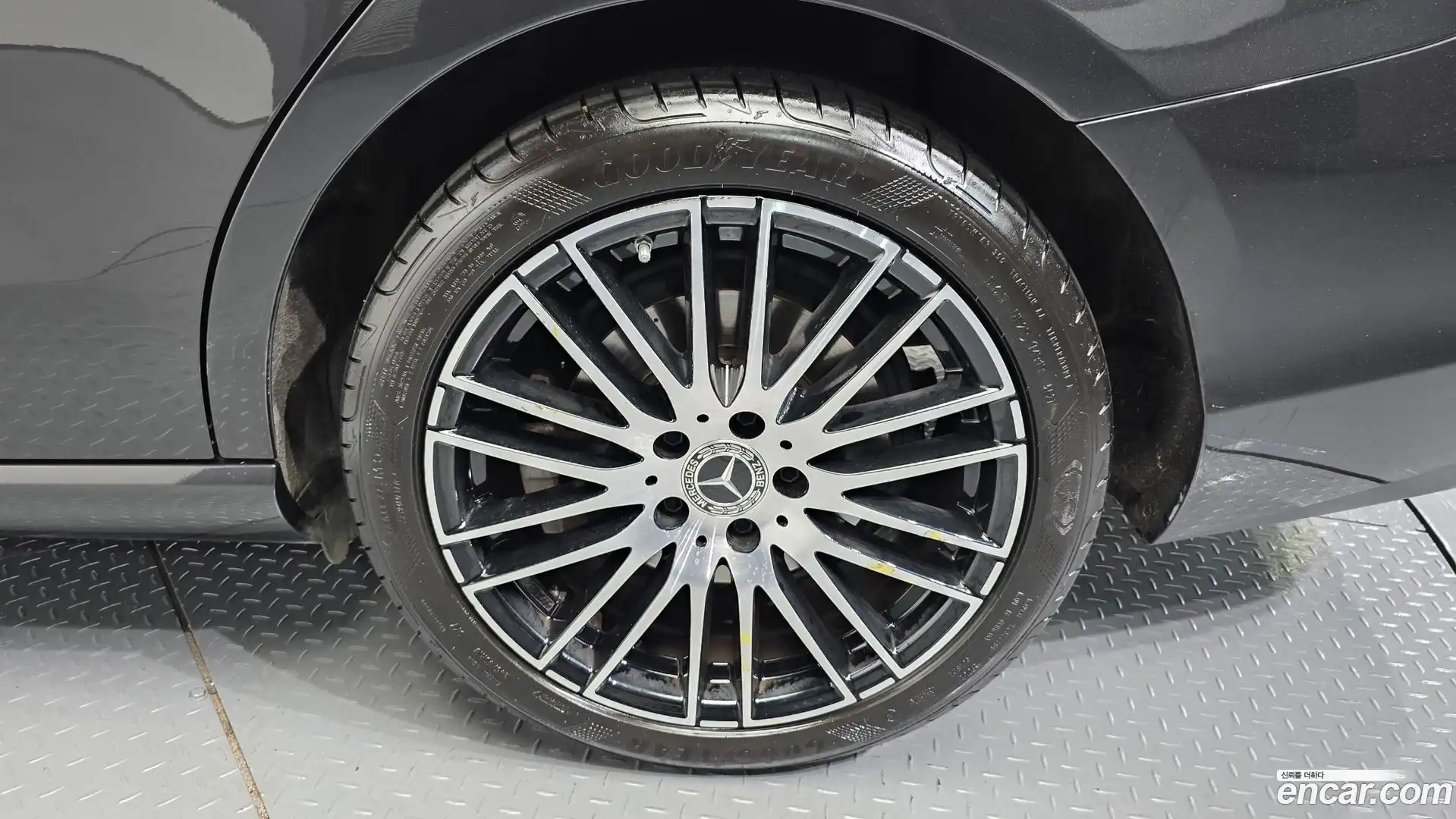 C-Class Mercedes-Benz 2022.4-OUTER-031