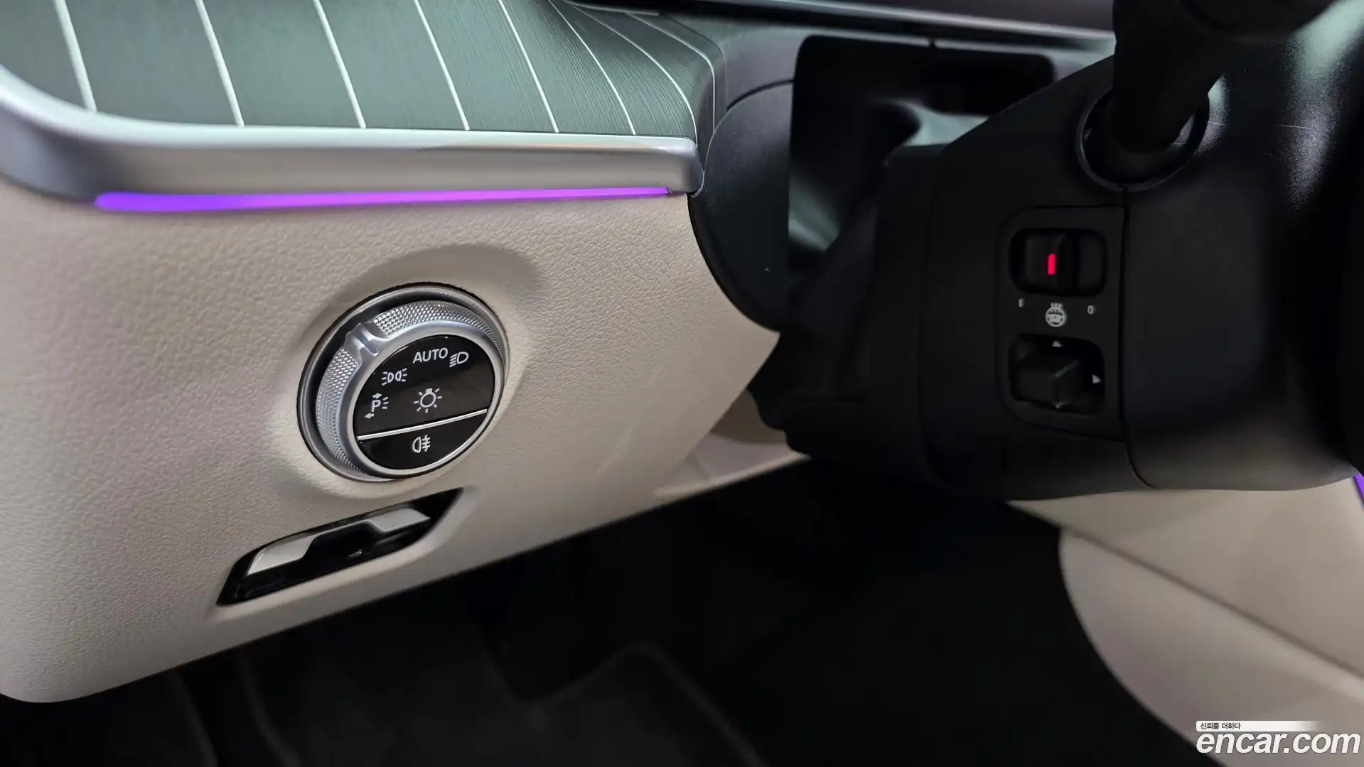 C-Class Mercedes-Benz 2022.4-OPTION-042