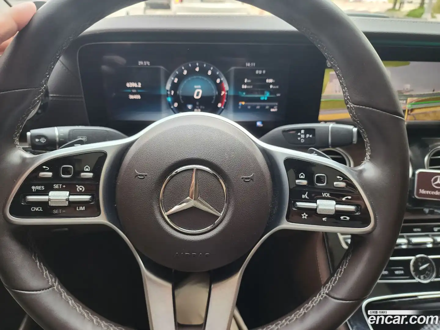 E-Class Mercedes-Benz 2019.2-INNER-008