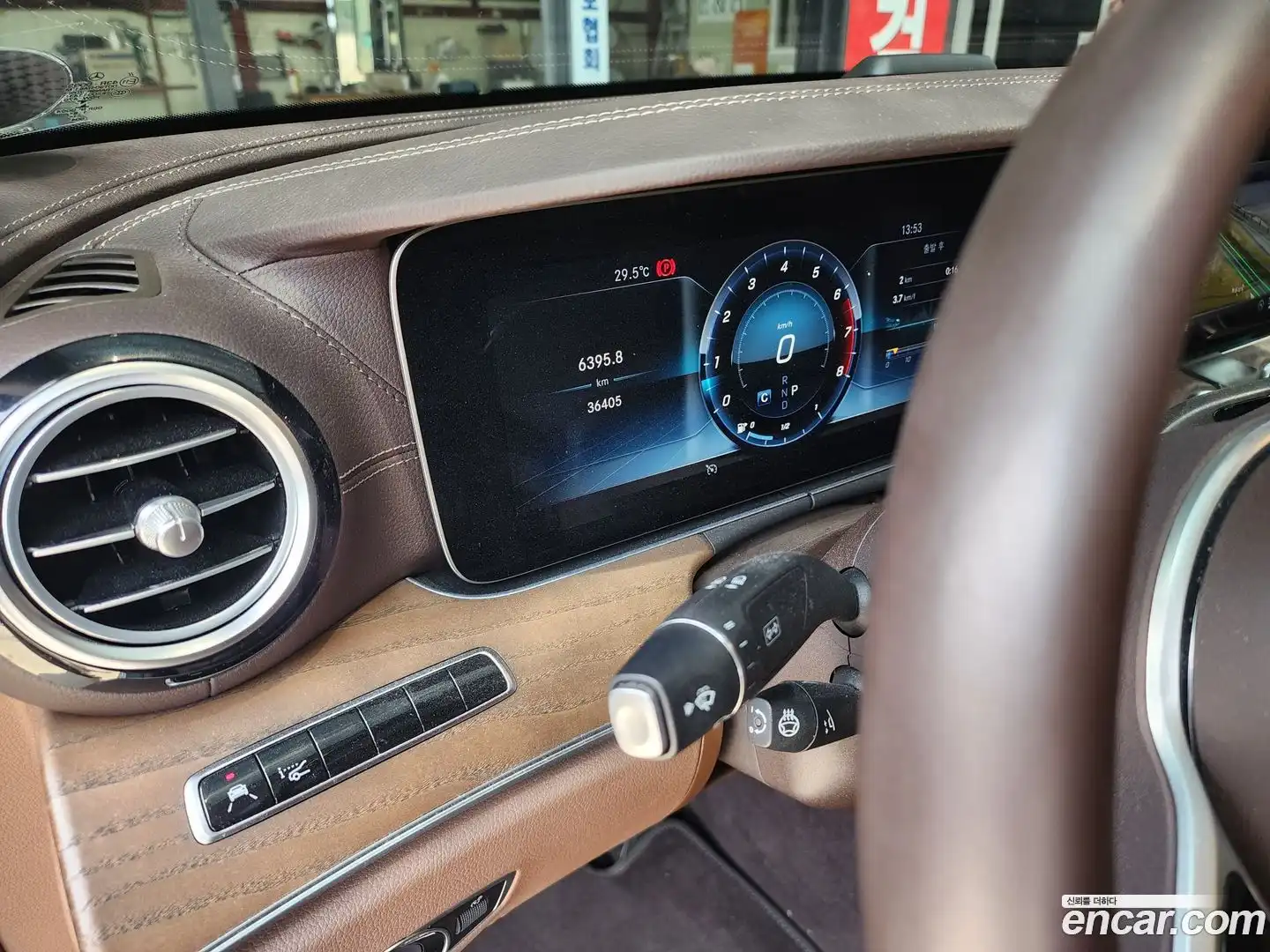 E-Class Mercedes-Benz 2019.2-OPTION-017