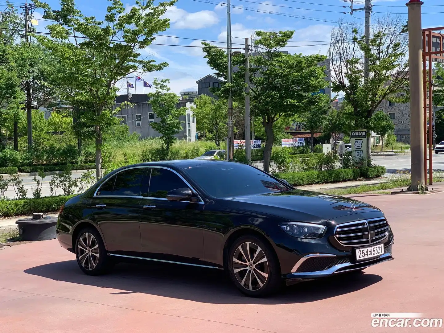 E-Class Mercedes-Benz 2021.2-OUTER-002