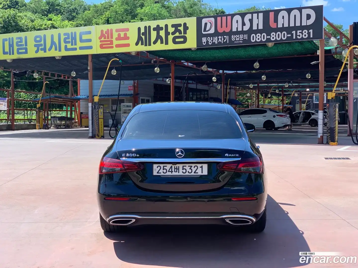 E-Class Mercedes-Benz 2021.2-OUTER-004