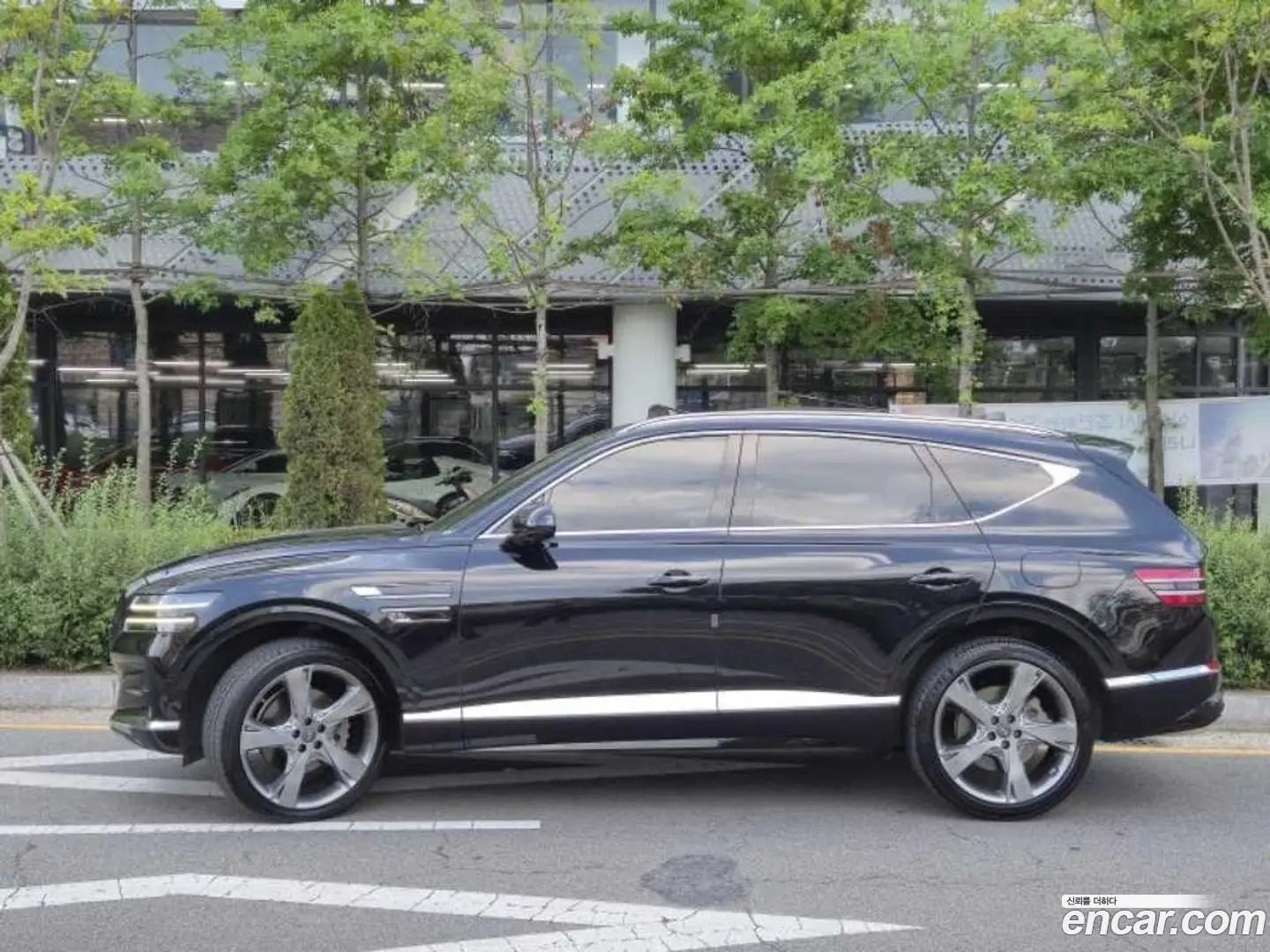 Main__Slider__Photo:GV80 Genesis 2020.5-0