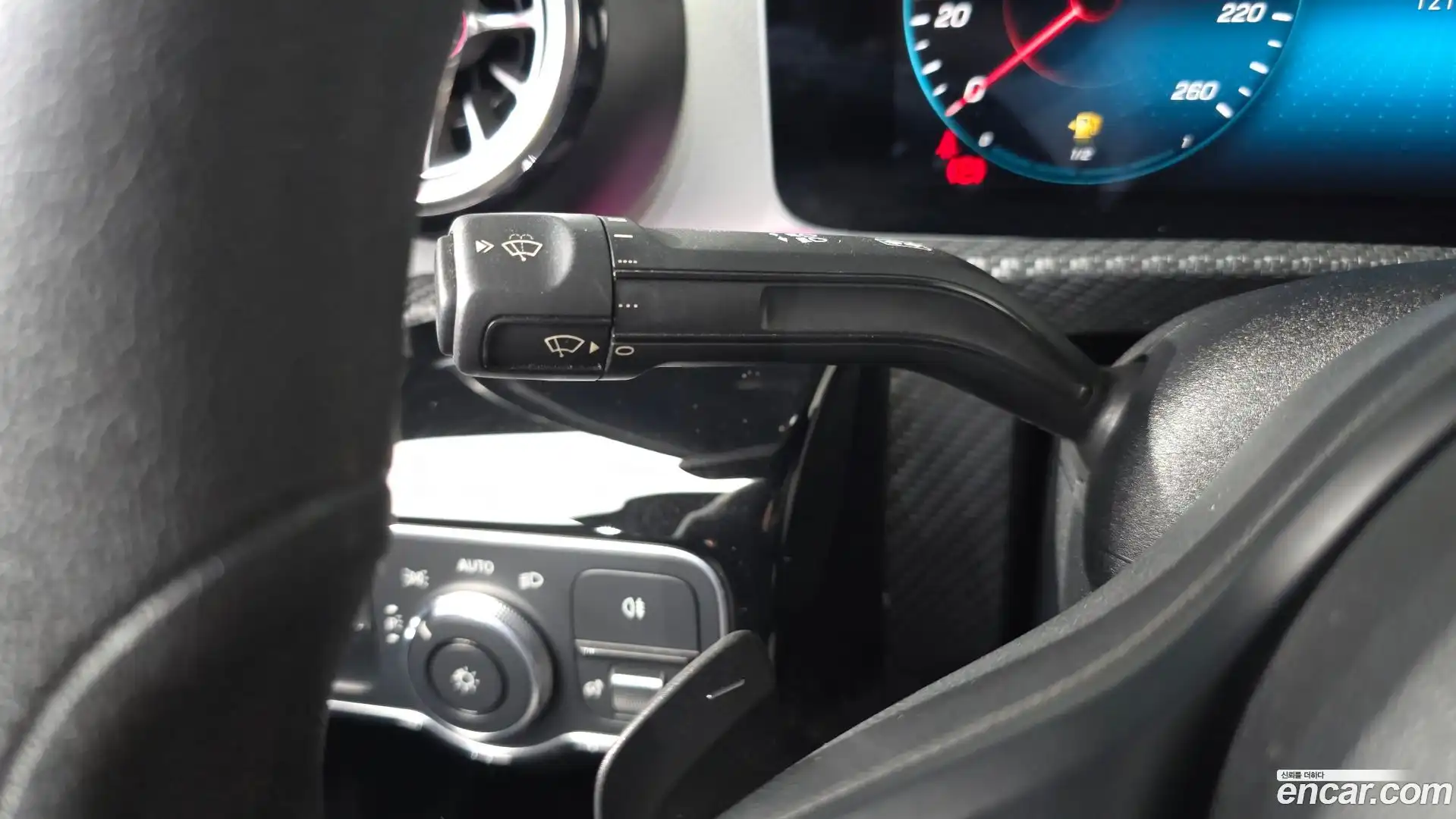 A-Class Mercedes-Benz 2020.8-OPTION-023