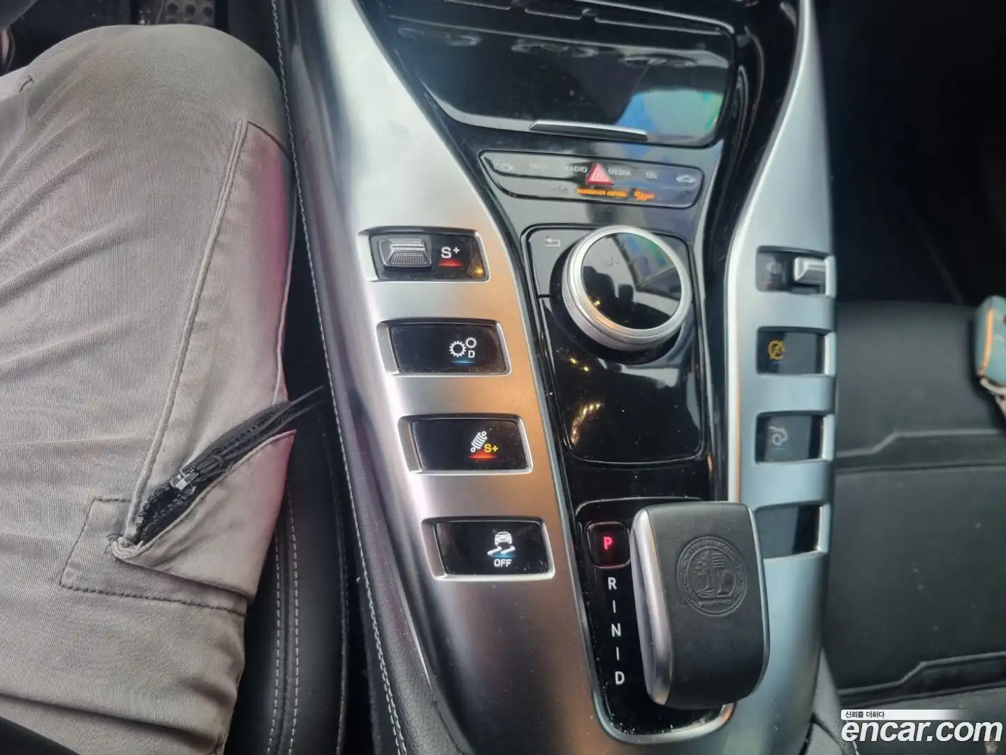 AMG GT Mercedes-Benz 2020.3-INNER-009