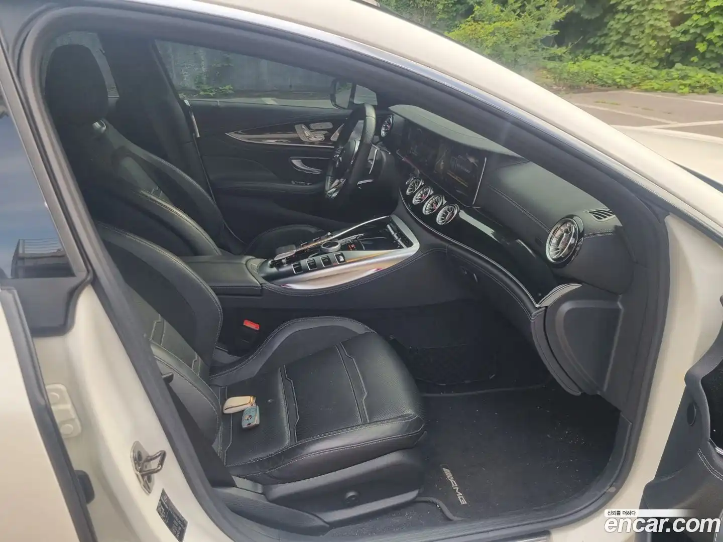 AMG GT Mercedes-Benz 2020.3-INNER-010