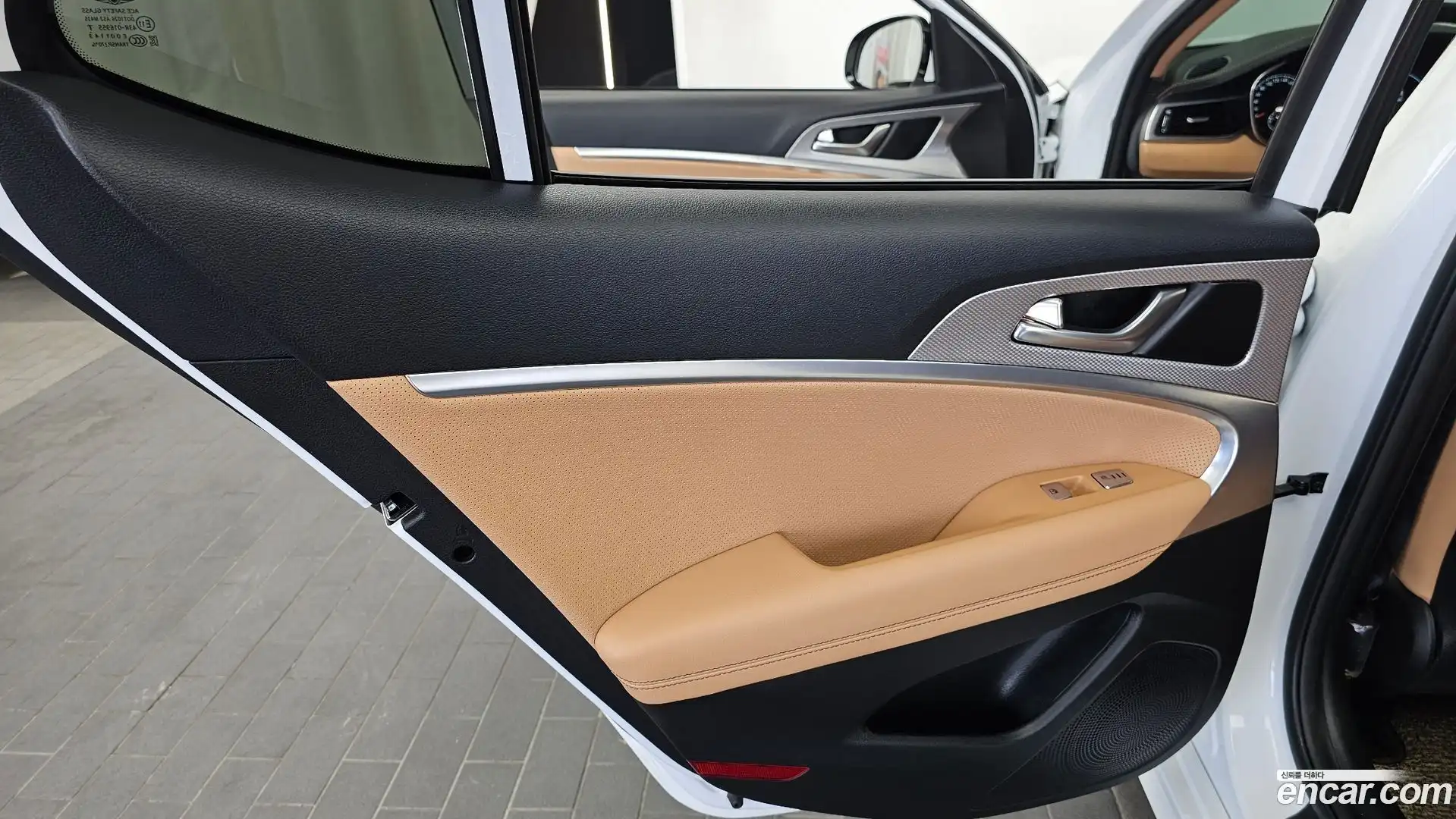 G70 Genesis 2021.7-INNER-035