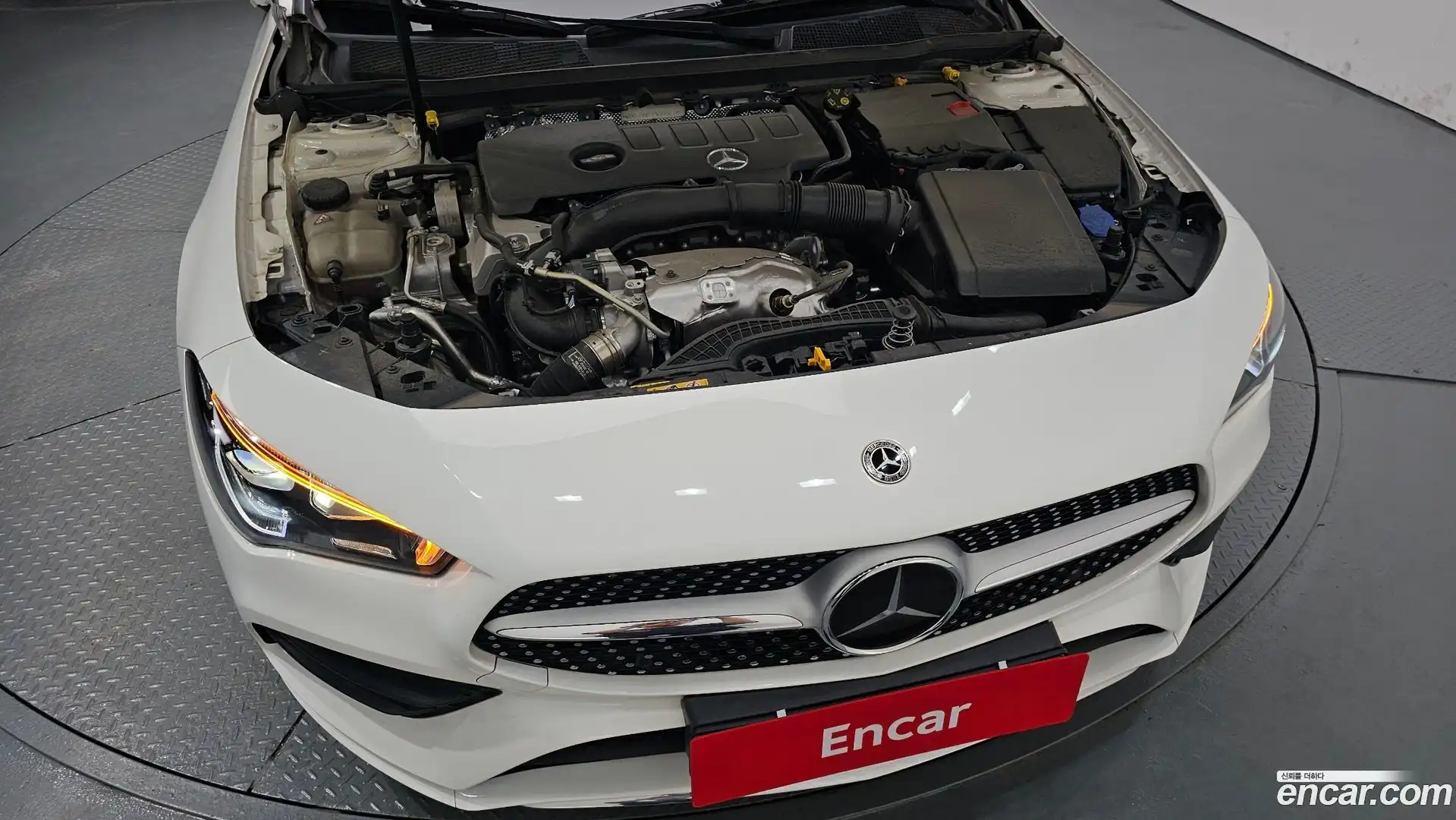 CLA-Class Mercedes-Benz 2023.5-OUTER-006