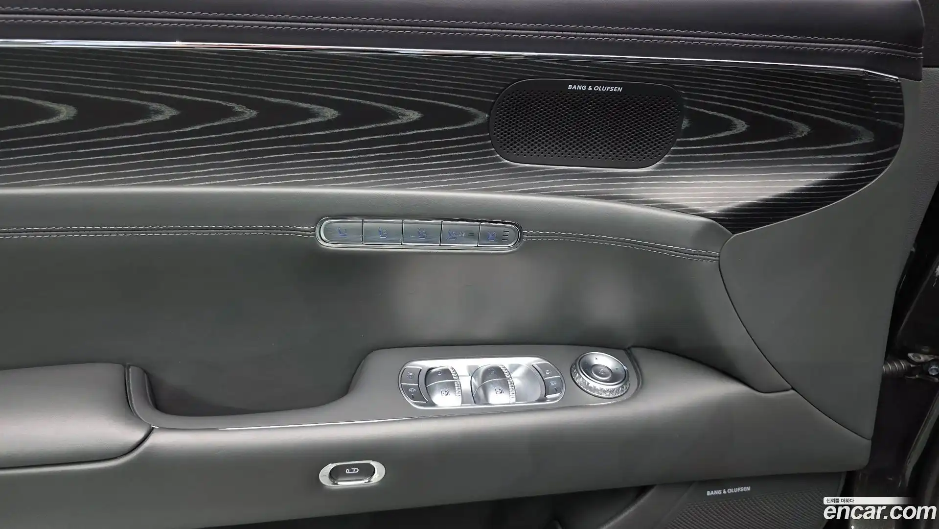 G90 Genesis 2023.0-INNER-034
