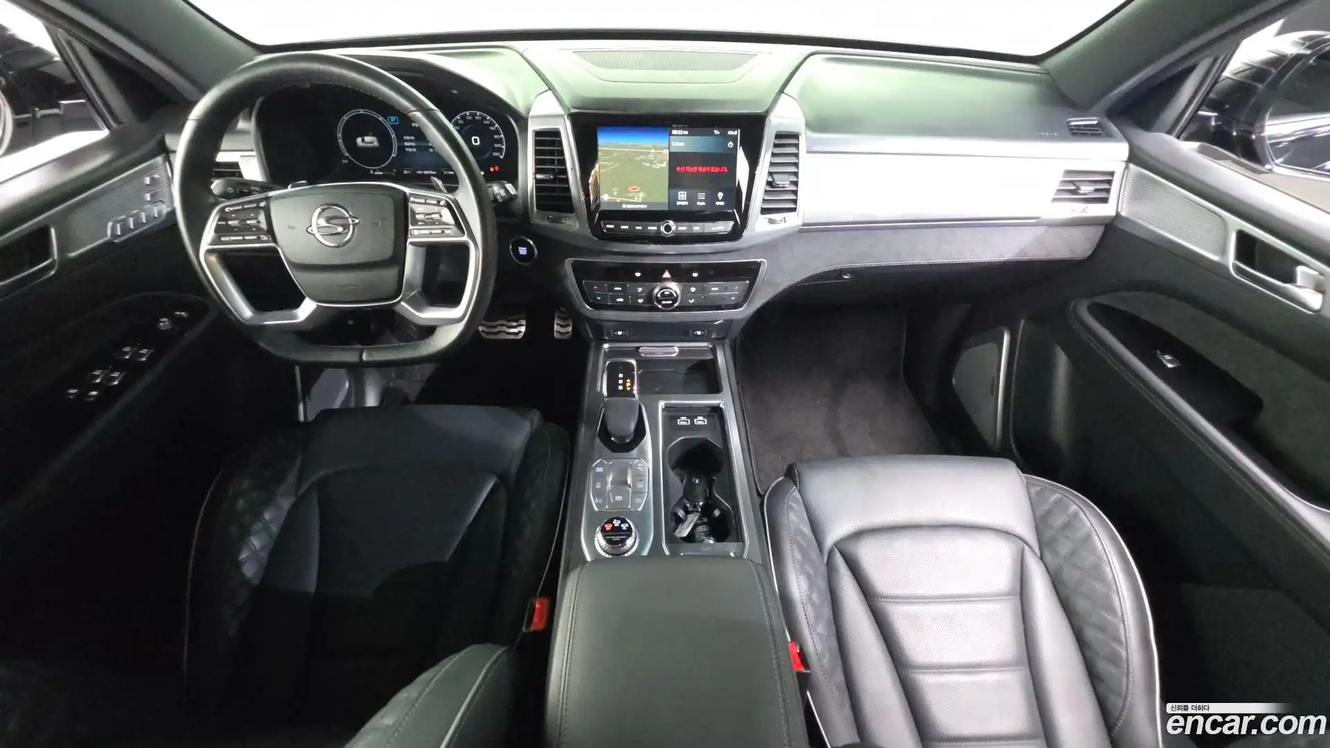 Rexton KG Mobility 2020.11-INNER-007