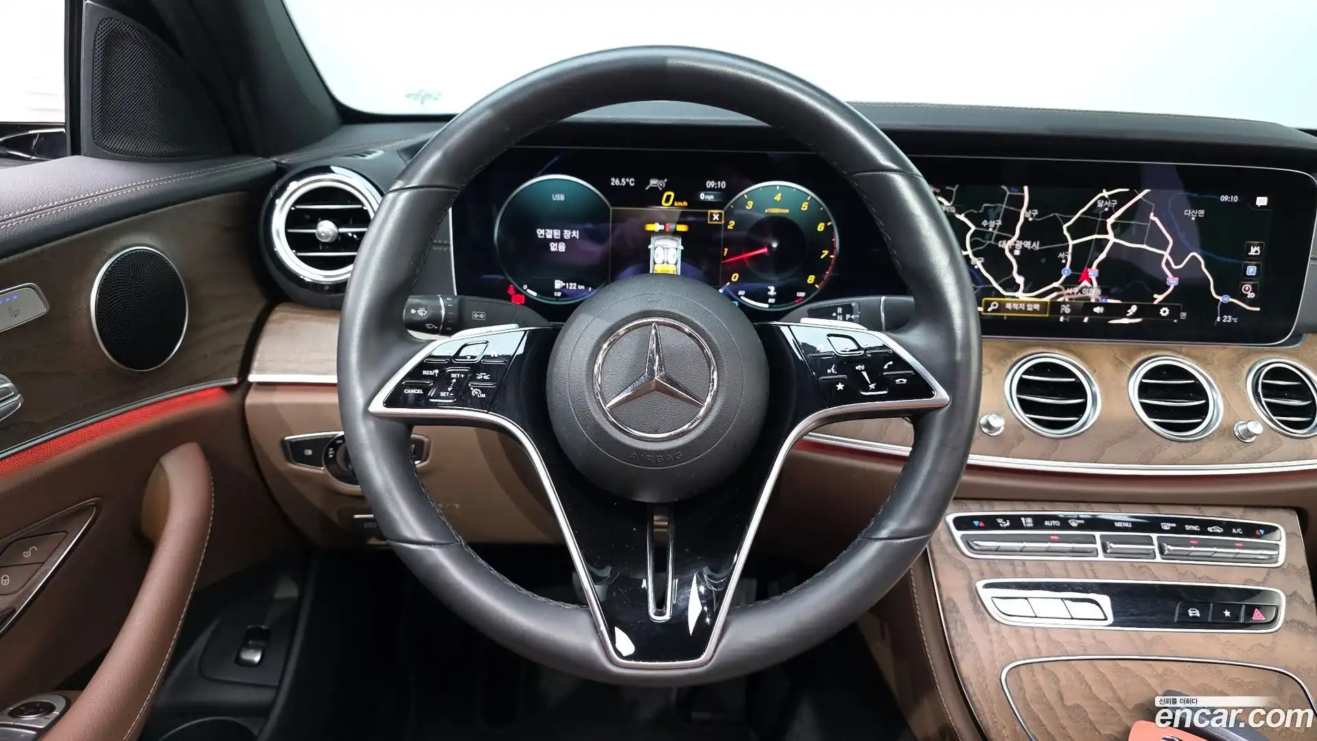 E-Class Mercedes-Benz 2023.7-OPTION-017
