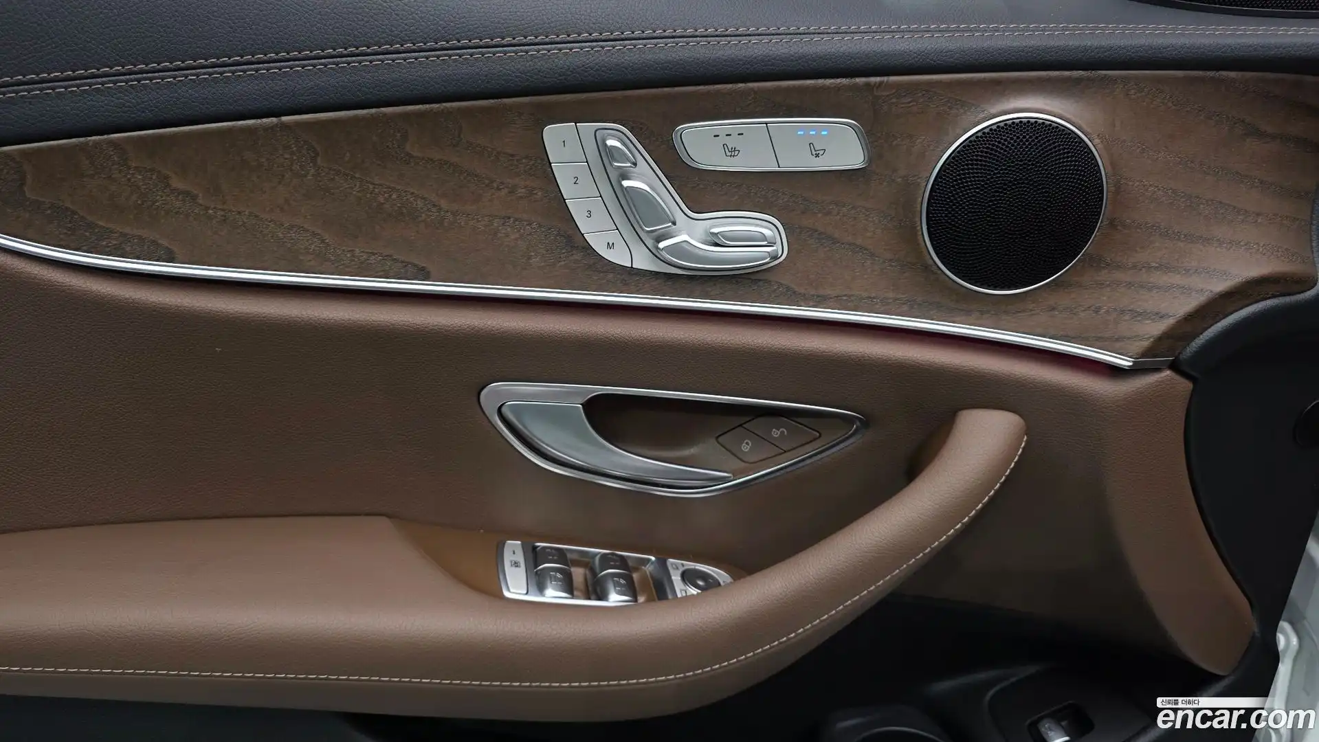 E-Class Mercedes-Benz 2023.7-OPTION-020