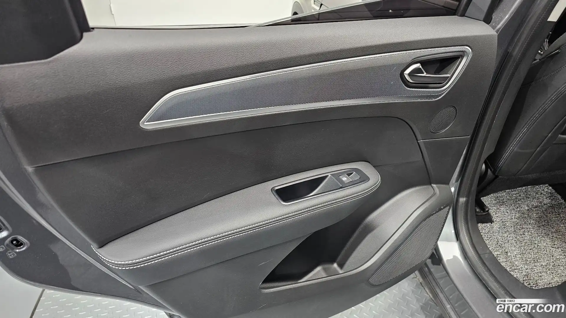 XM3 Renault Korea 2021.11-INNER-035