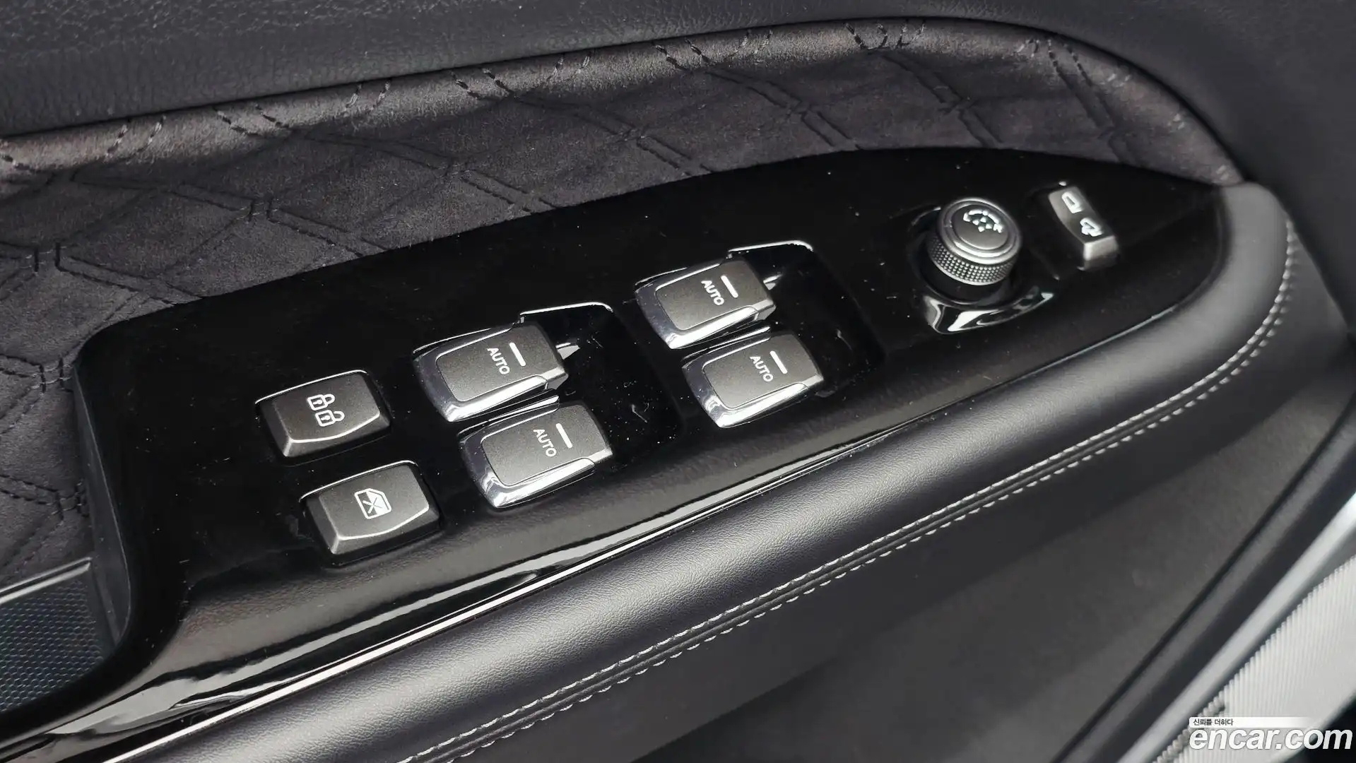 Rexton KG Mobility 2022.4-OPTION-042