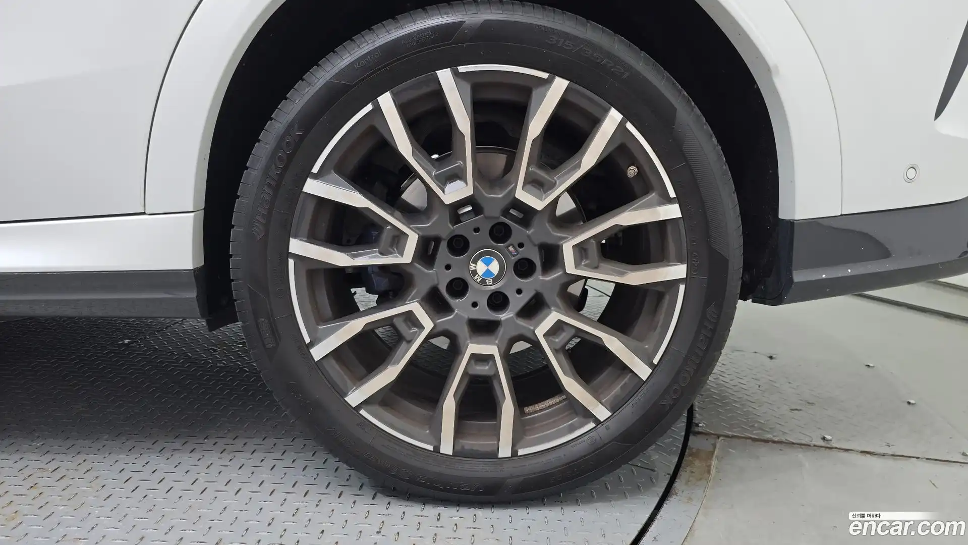 X6 BMW 2024.5-OUTER-031