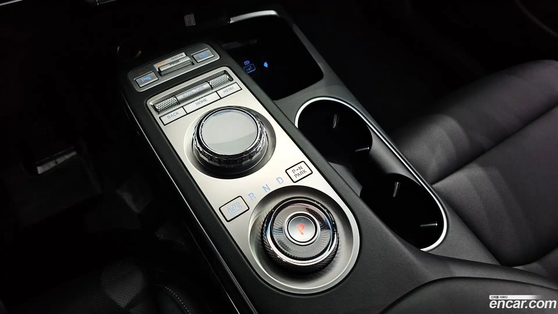 GV70 Genesis 2022.6-INNER-009