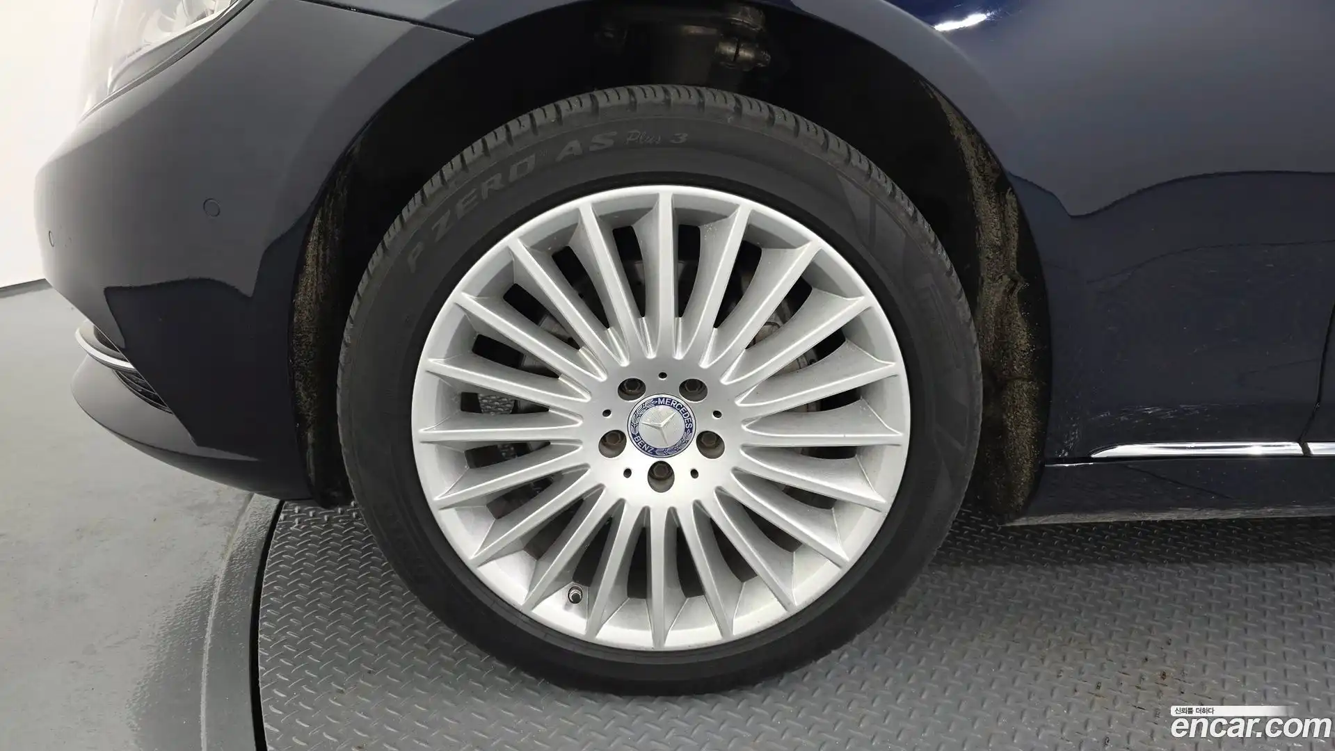 S-Class Mercedes-Benz 2017.8-OUTER-005