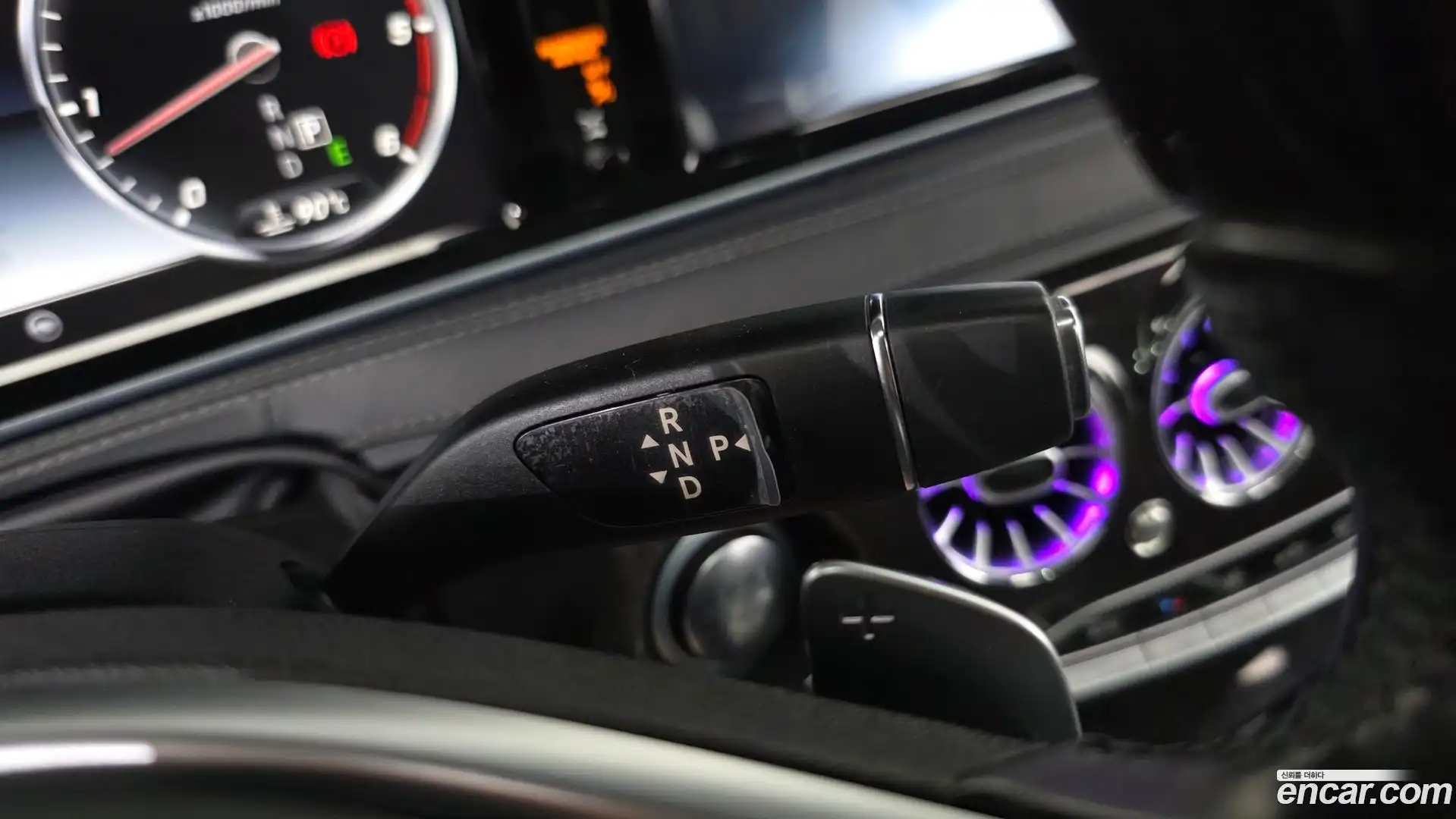 S-Class Mercedes-Benz 2017.8-INNER-009