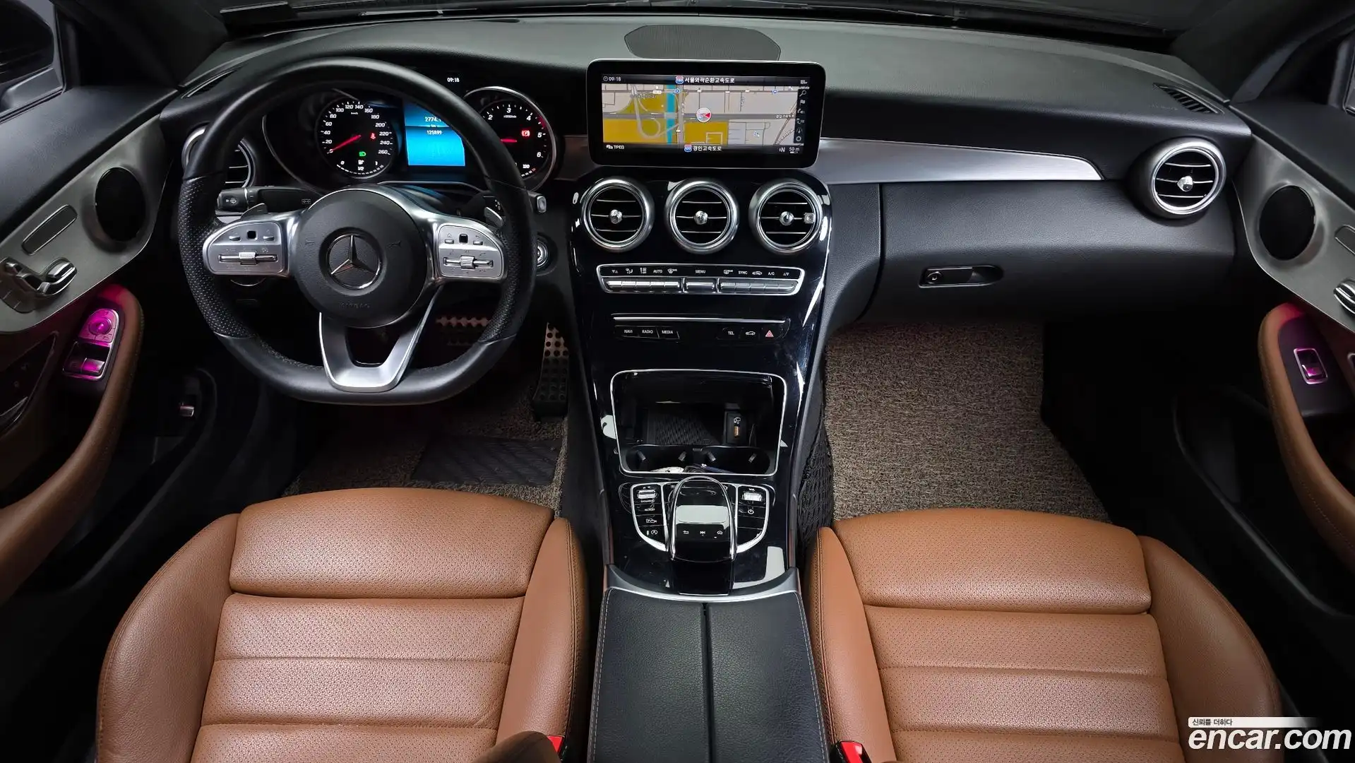 C-Class Mercedes-Benz 2019.5-INNER-007