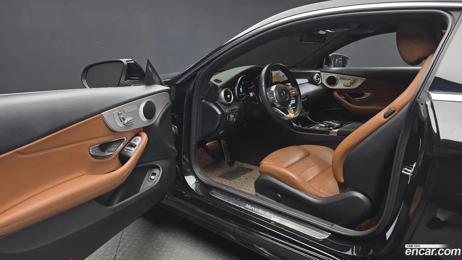 C-Class Mercedes-Benz 2019.5-INNER-010