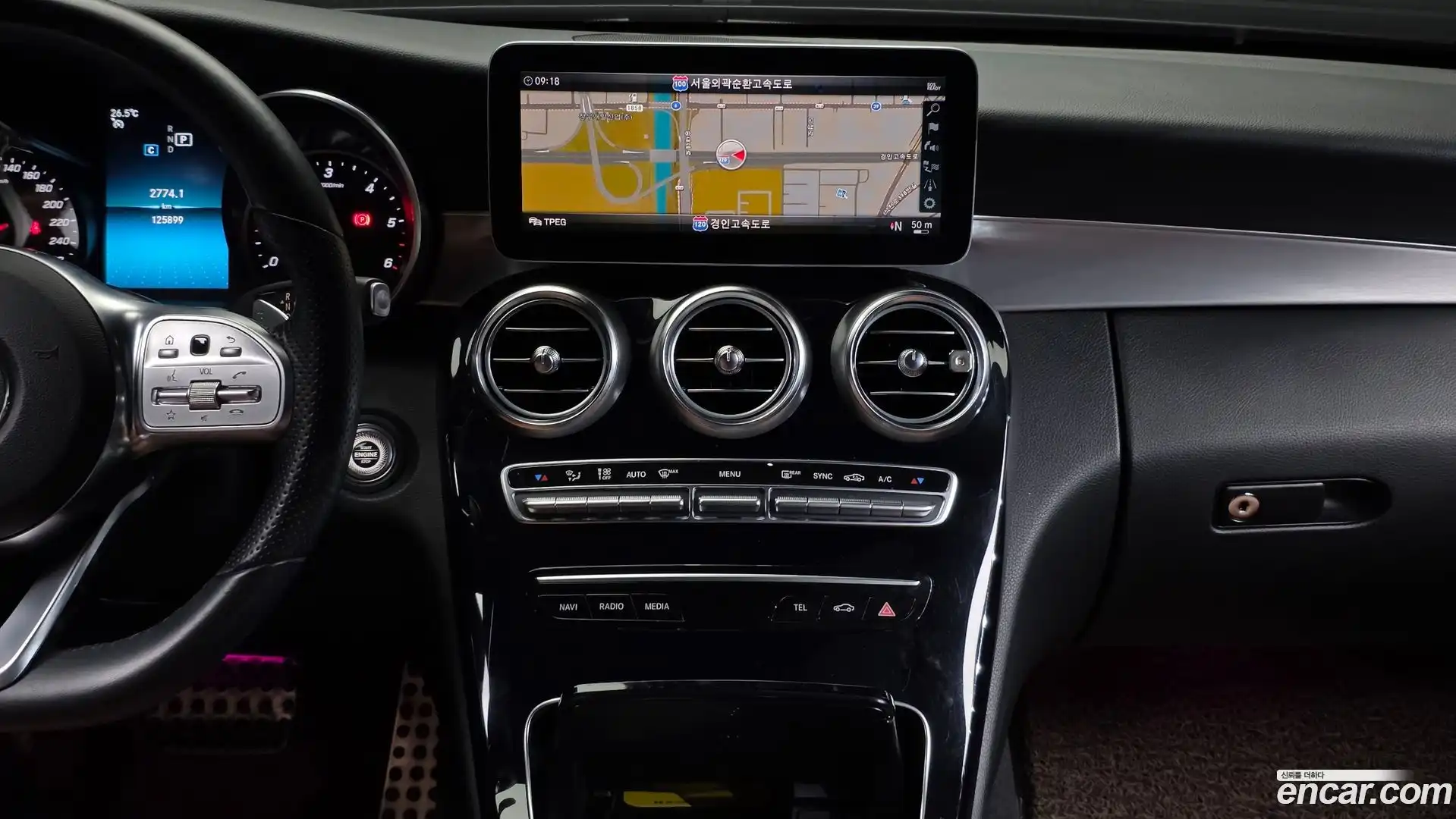 C-Class Mercedes-Benz 2019.5-OPTION-016