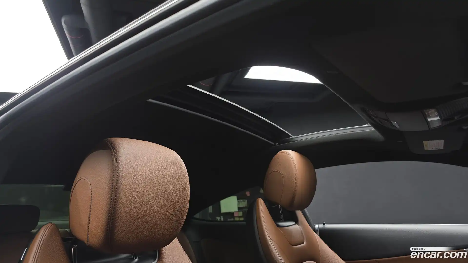 C-Class Mercedes-Benz 2019.5-OPTION-019