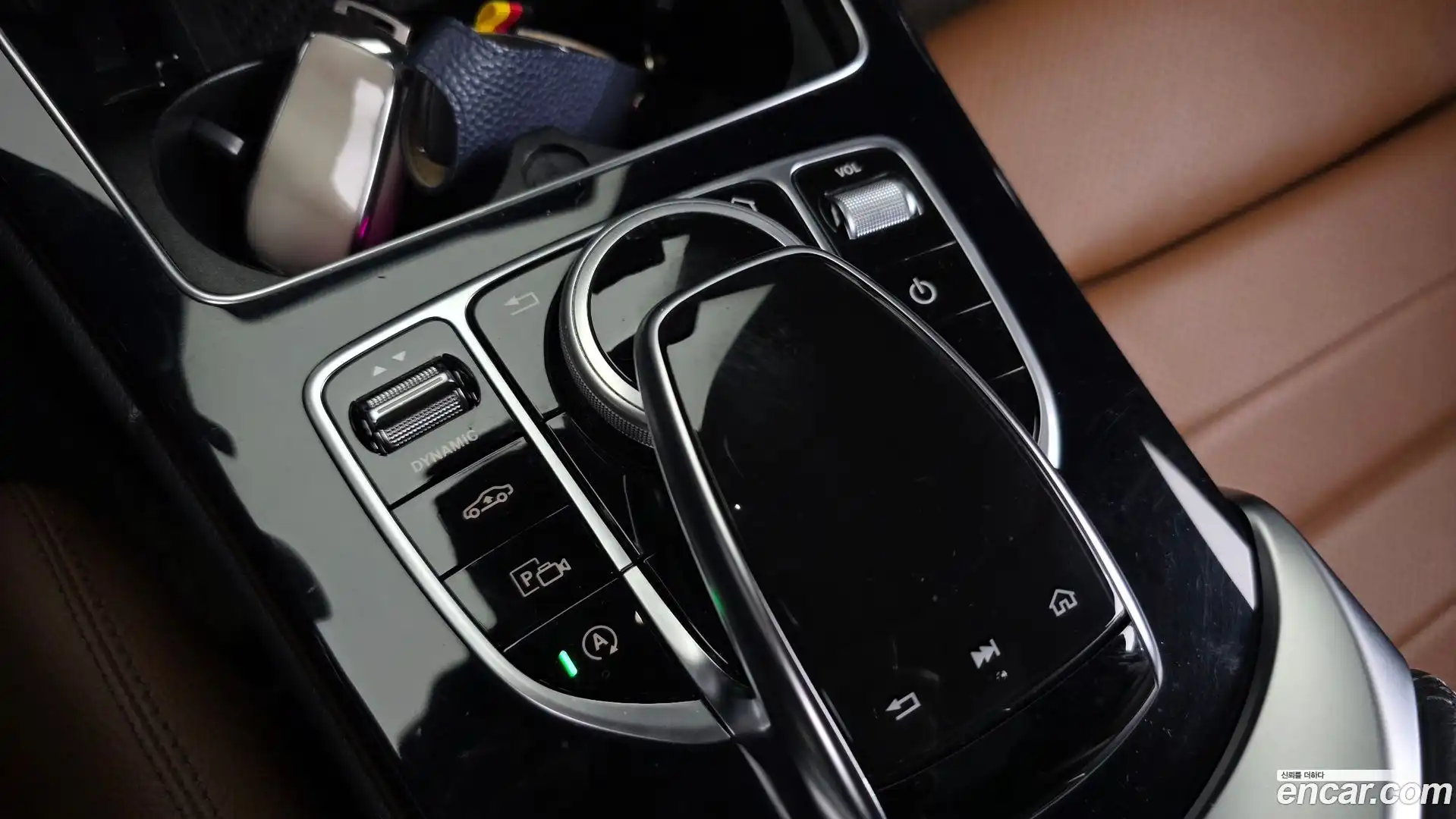 C-Class Mercedes-Benz 2019.5-OPTION-022
