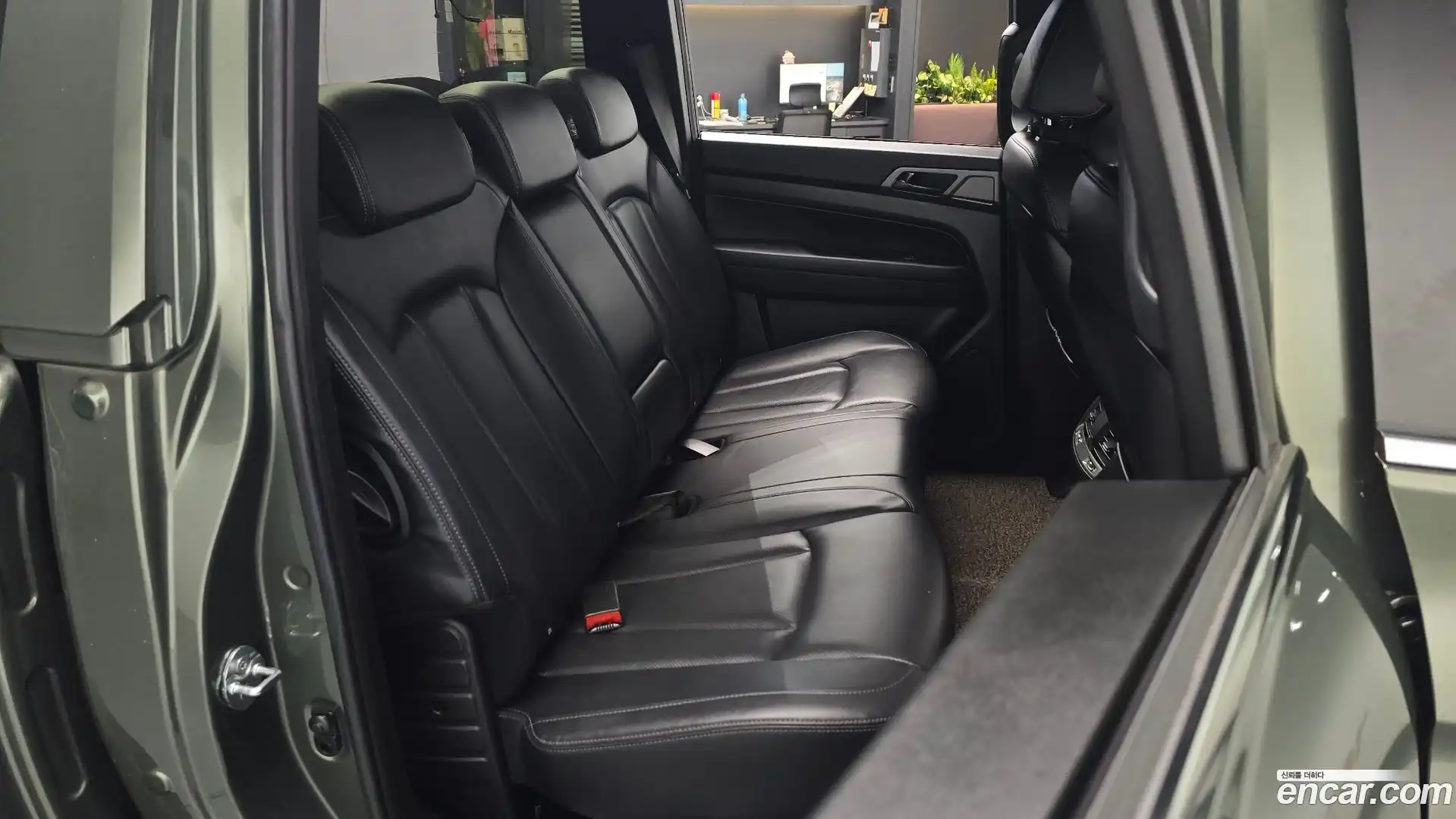 Rexton KG Mobility 2021.7-INNER-036