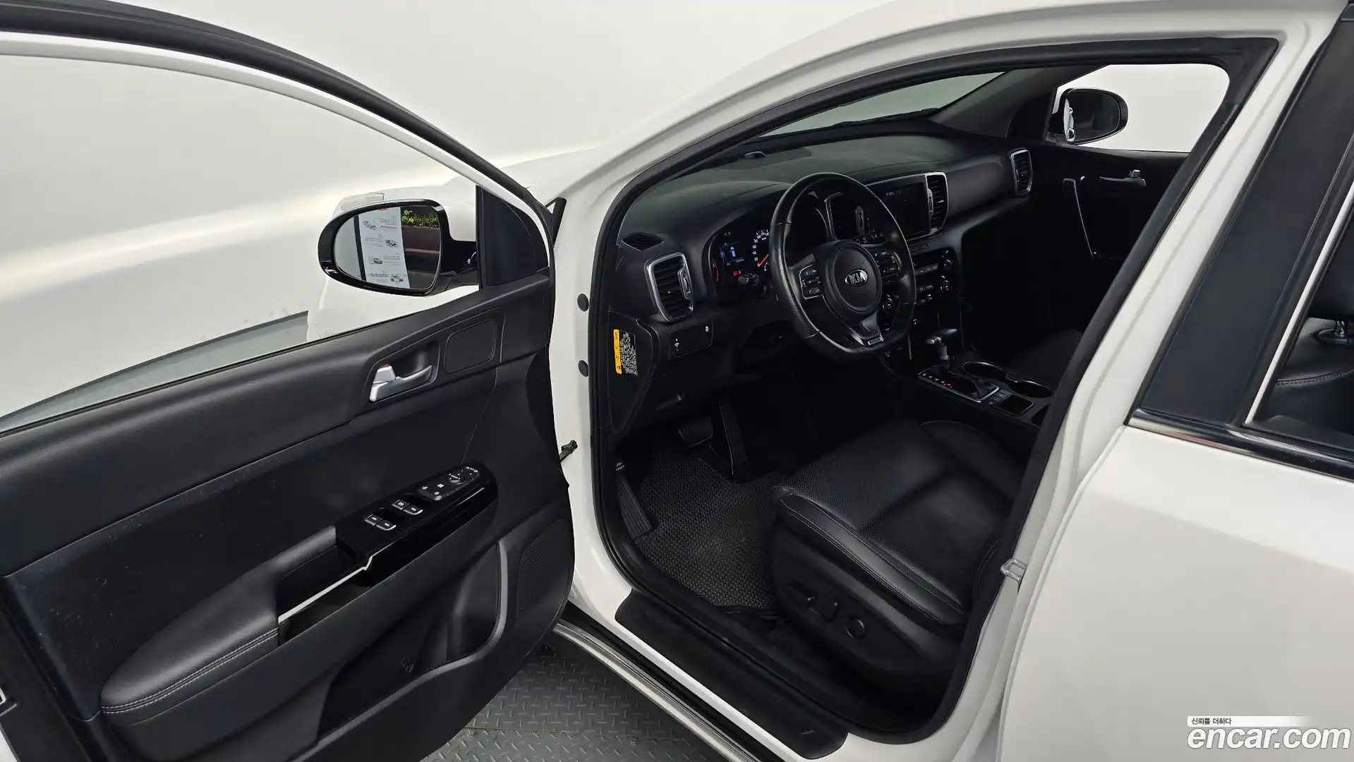 Sportage Kia 2018.8-OPTION-015