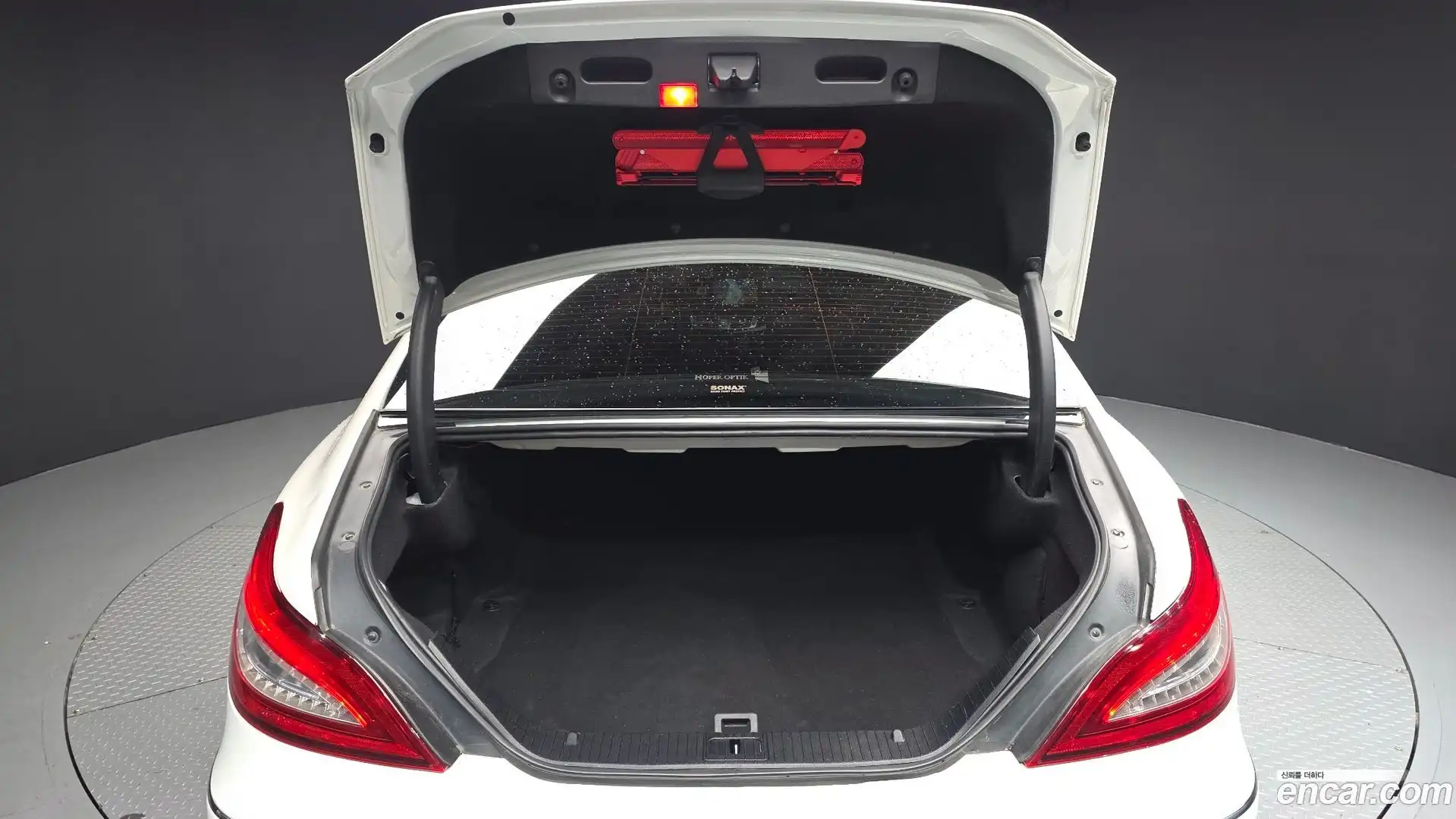 CLS-Class Mercedes-Benz 2016.5-OPTION-024