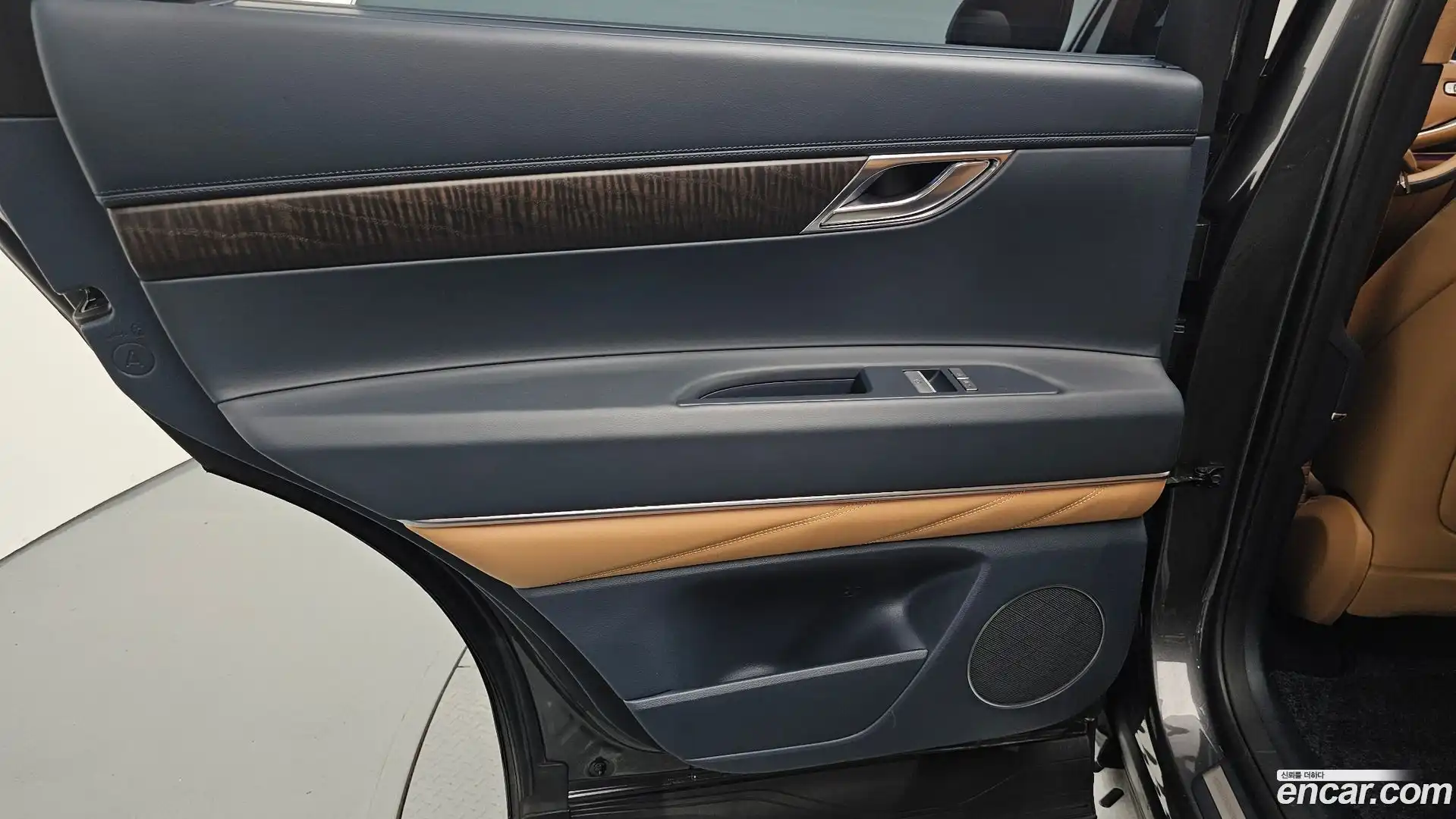 GV80 Genesis 2022.10-INNER-035