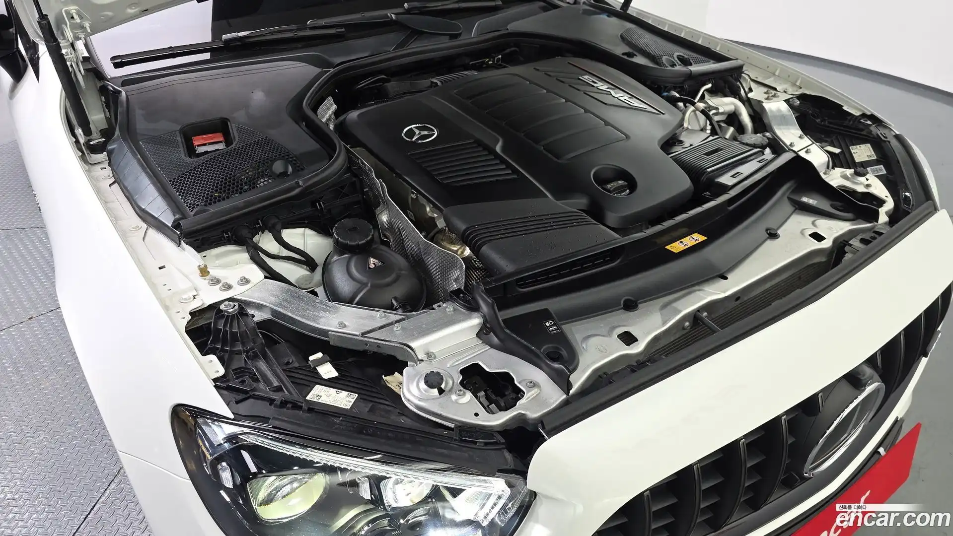 E-Class Mercedes-Benz 2023.11-OUTER-006