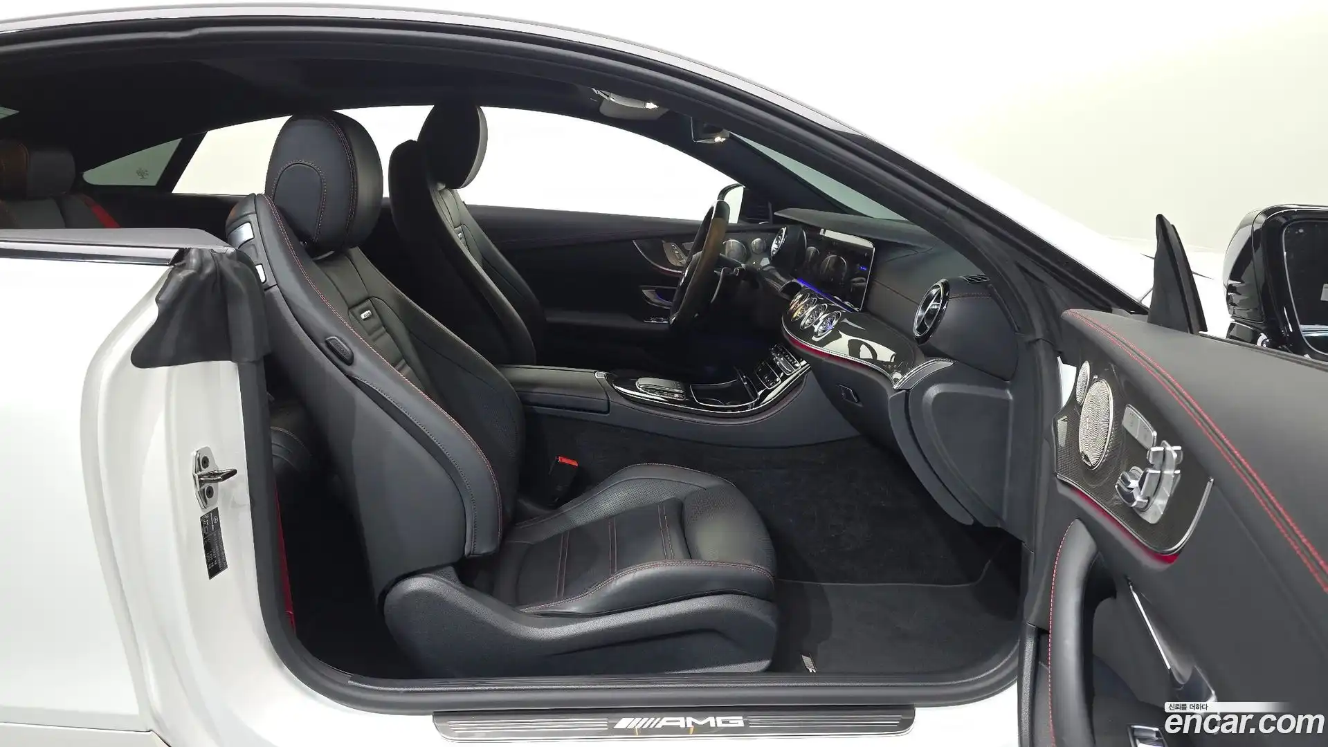E-Class Mercedes-Benz 2023.11-OPTION-015