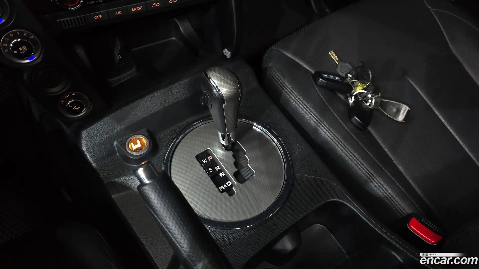 KORANDO KG Mobility 2017.8-INNER-009