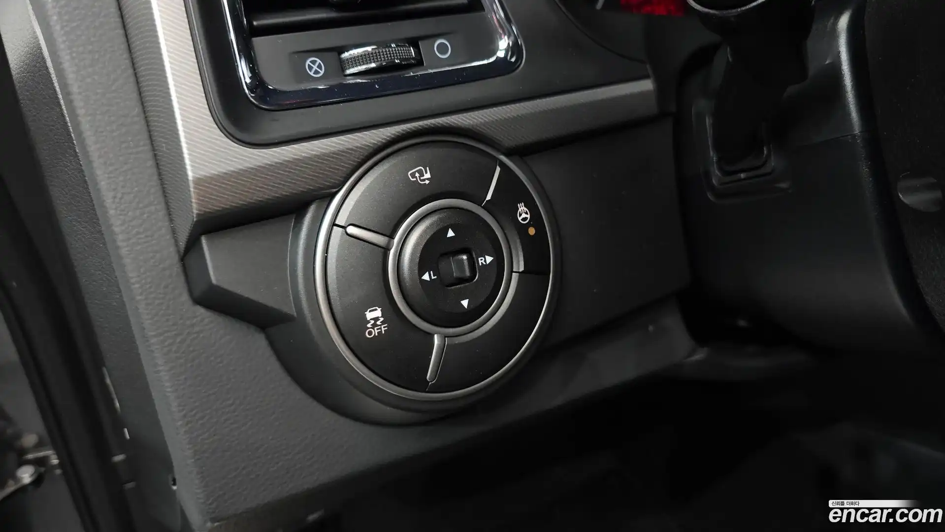 KORANDO KG Mobility 2017.8-OPTION-018