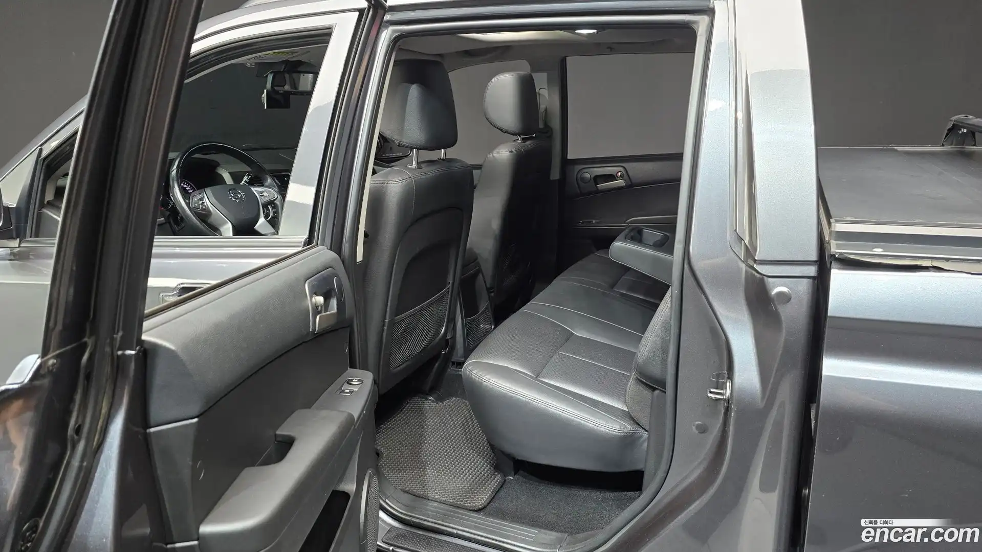 KORANDO KG Mobility 2017.8-INNER-036