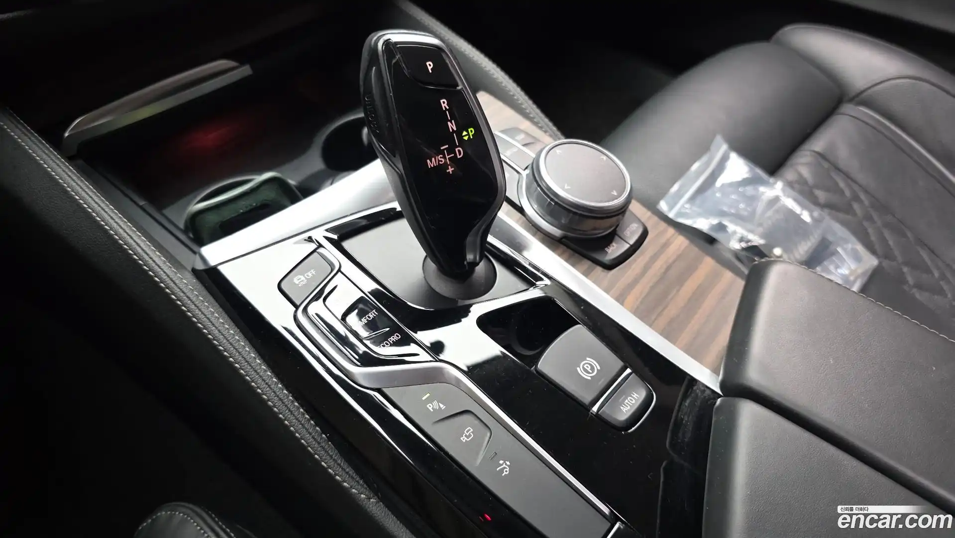 Gran Turismo BMW 2017.10-INNER-009