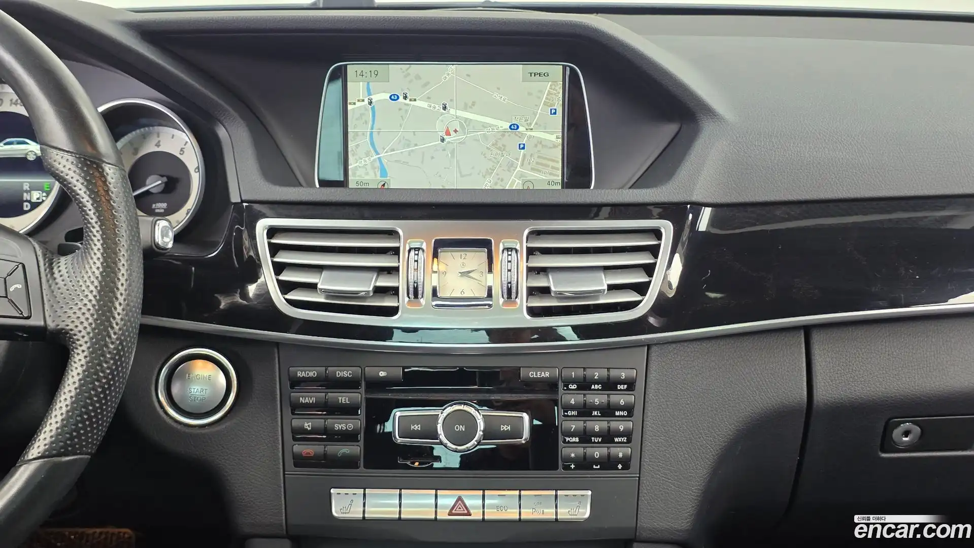 E-Class Mercedes-Benz 2014.9-OPTION-018