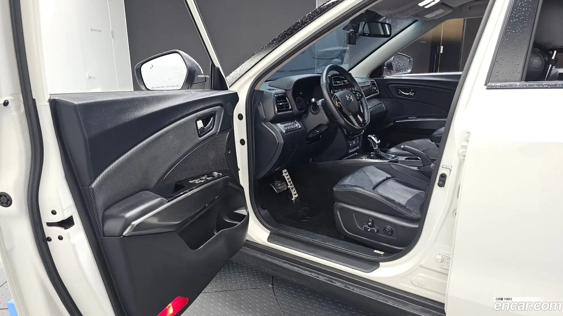 TIBOLI KG Mobility 2022.5-INNER-010