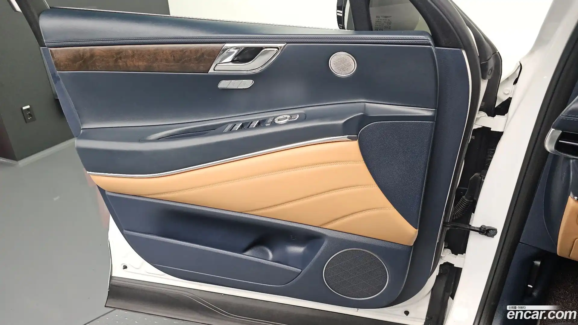 GV80 Genesis 2022.2-INNER-034