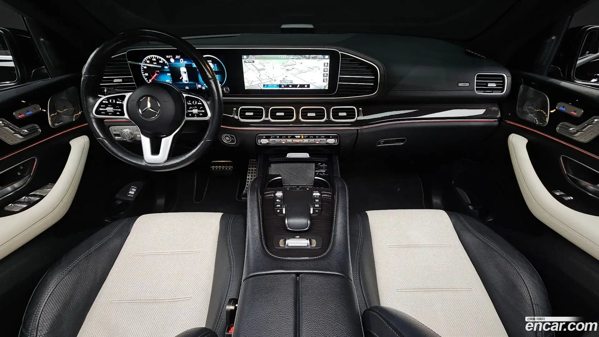 GLE-Class Mercedes-Benz 2021.5-INNER-007