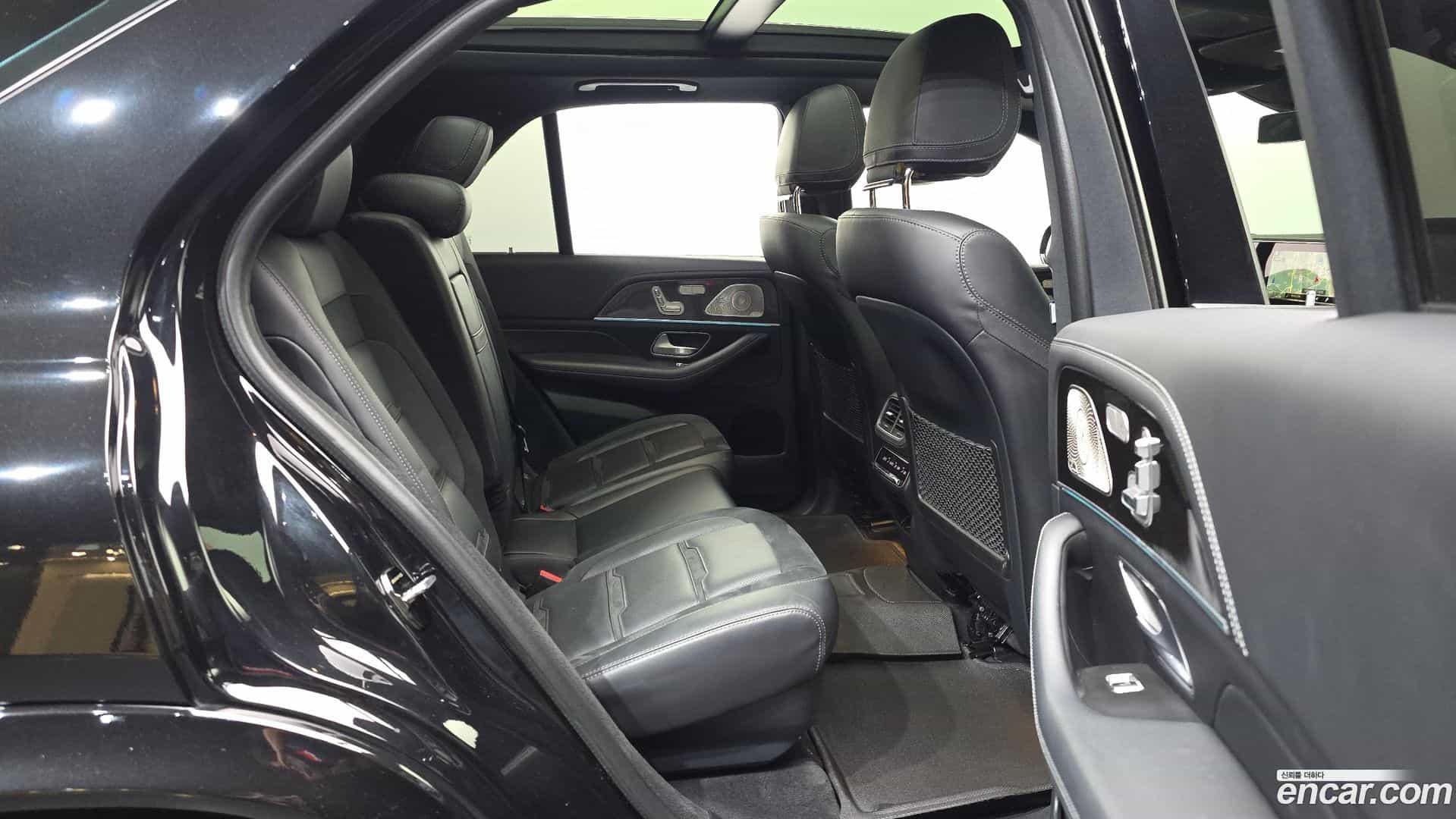 GLE-Class Mercedes-Benz 2022.6-OPTION-016