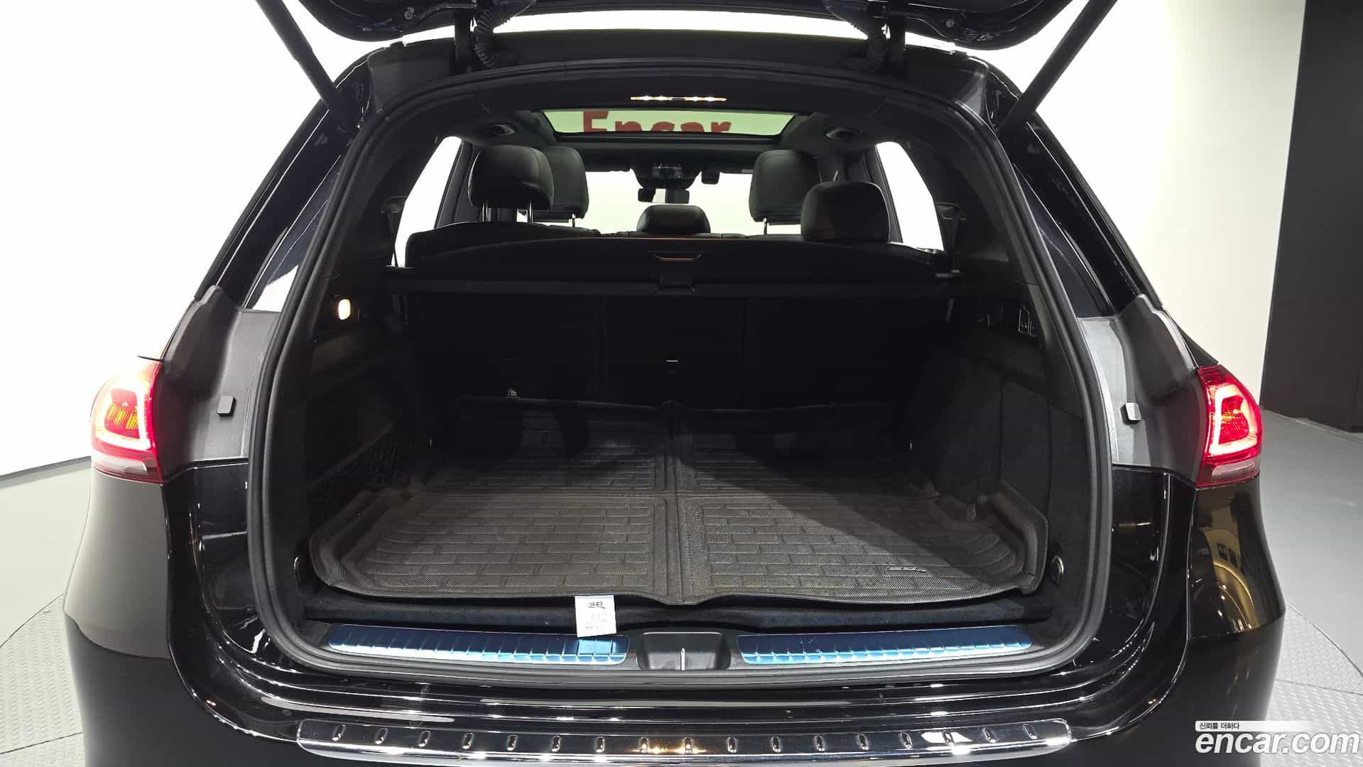 GLE-Class Mercedes-Benz 2022.6-OPTION-024
