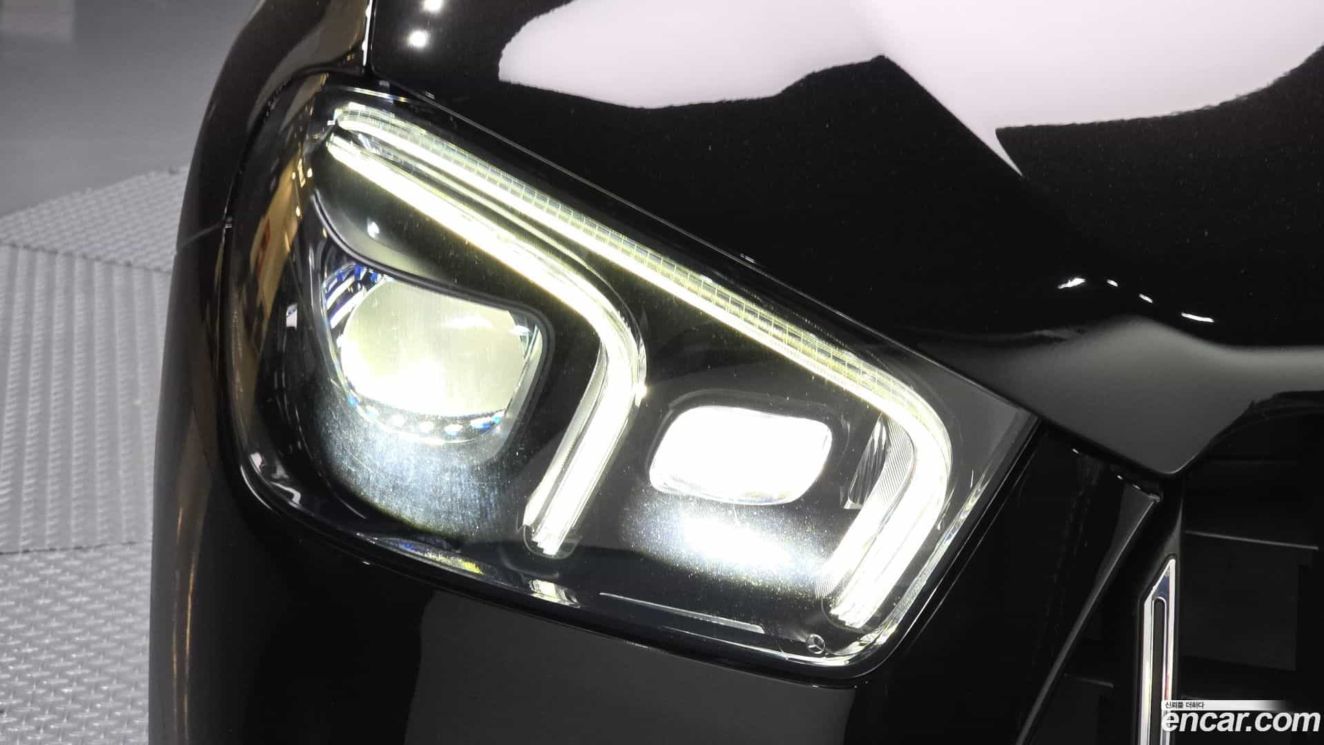 GLE-Class Mercedes-Benz 2022.6-OUTER-032