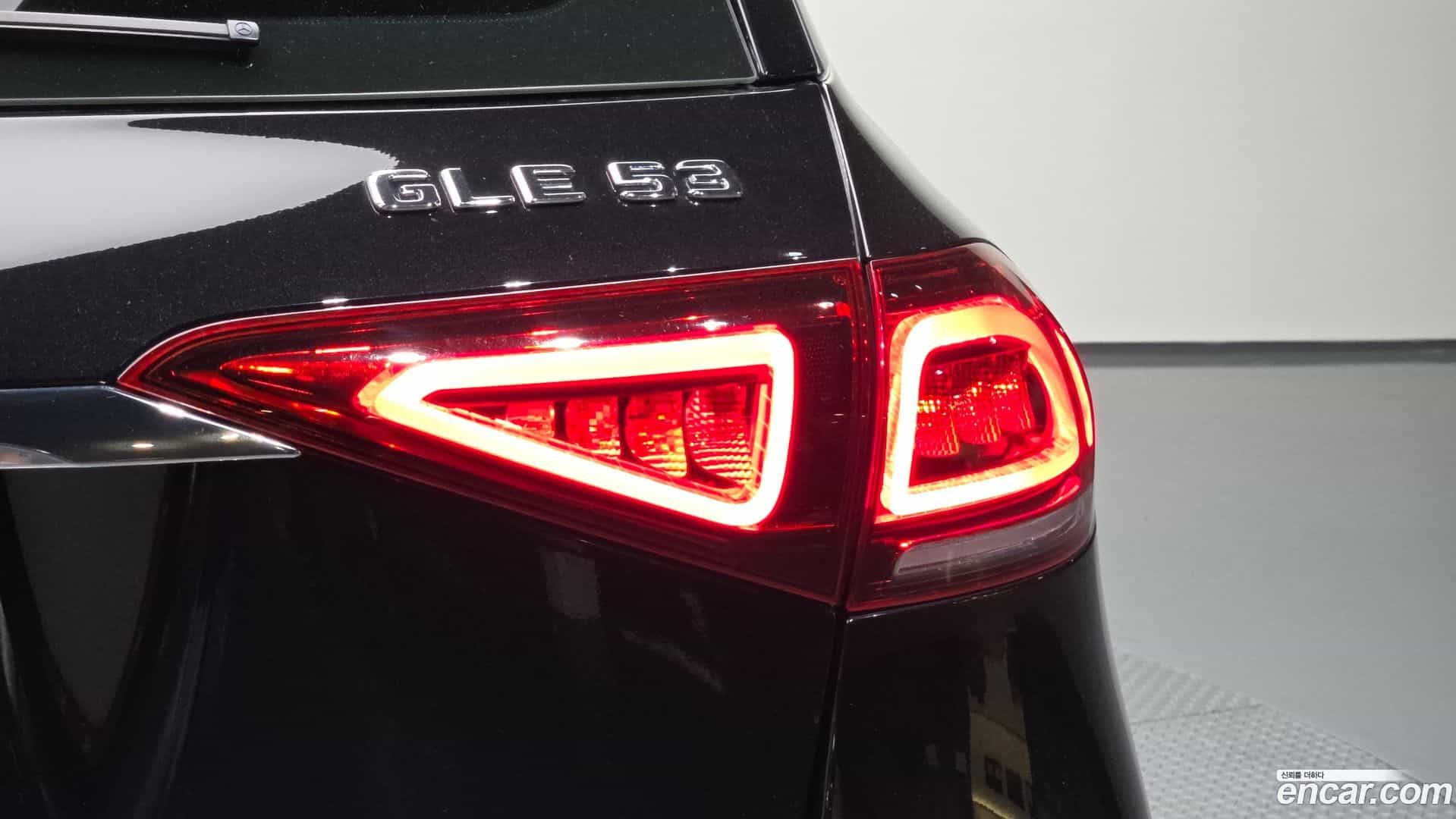 GLE-Class Mercedes-Benz 2022.6-OUTER-033
