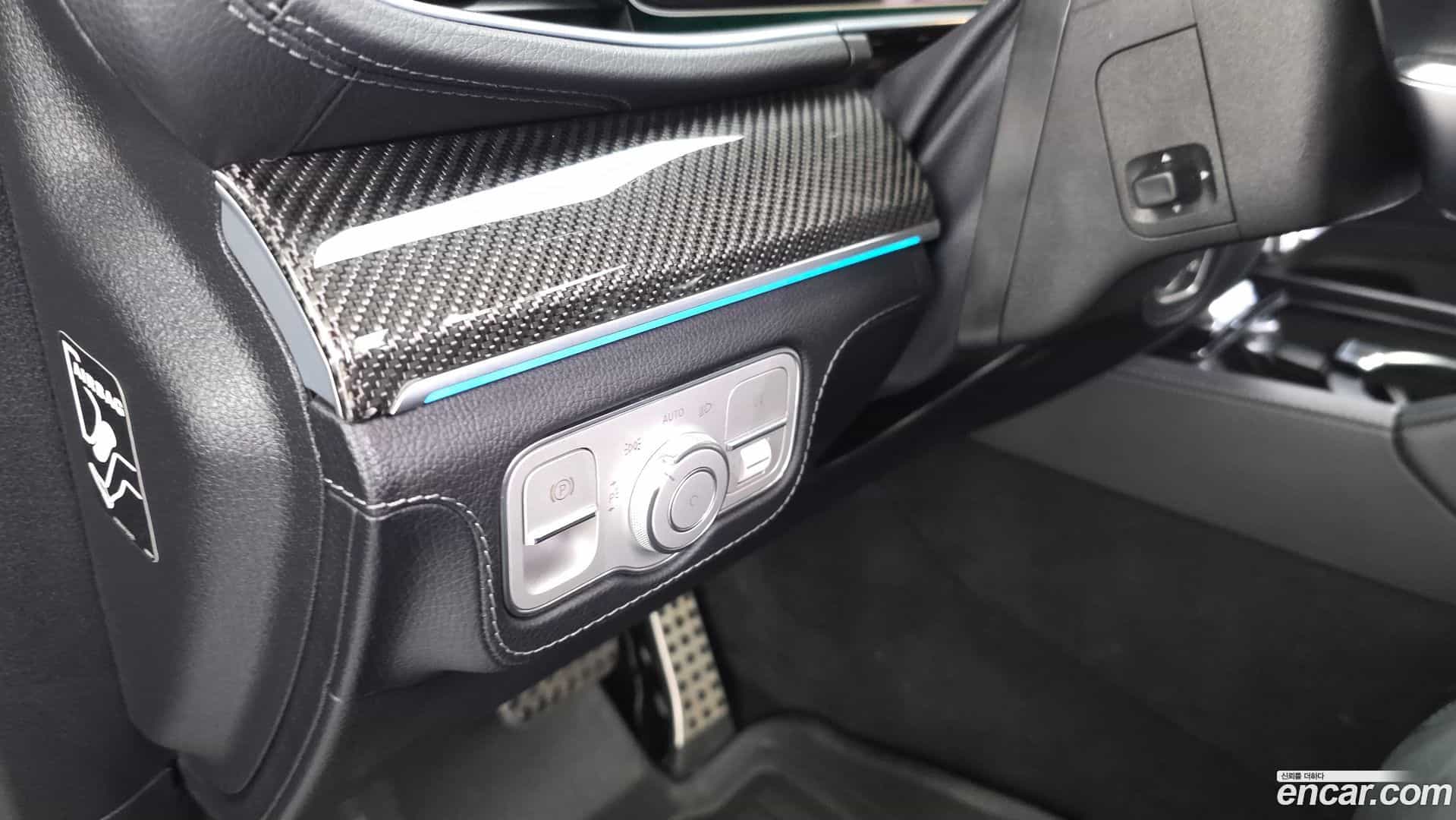 GLE-Class Mercedes-Benz 2022.6-OPTION-040