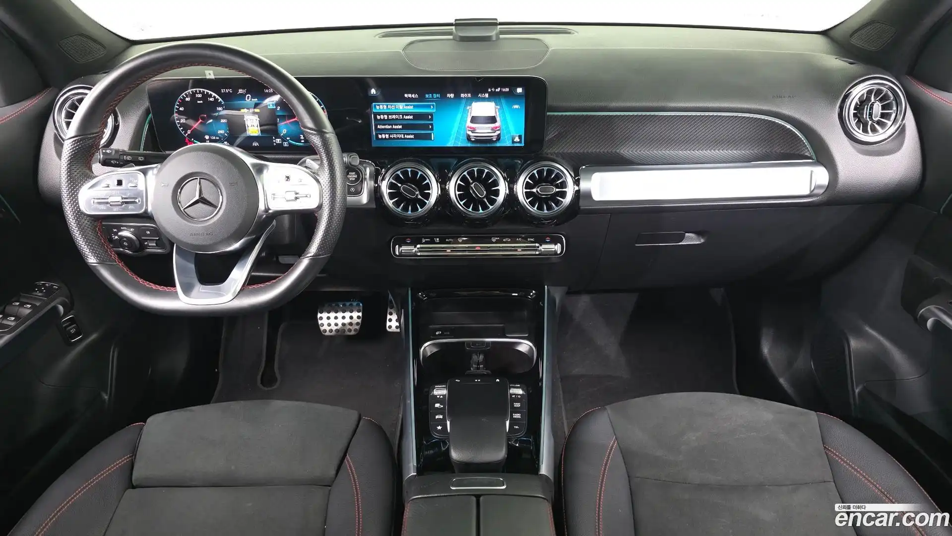 GLB-Class Mercedes-Benz 2022.6-INNER-007